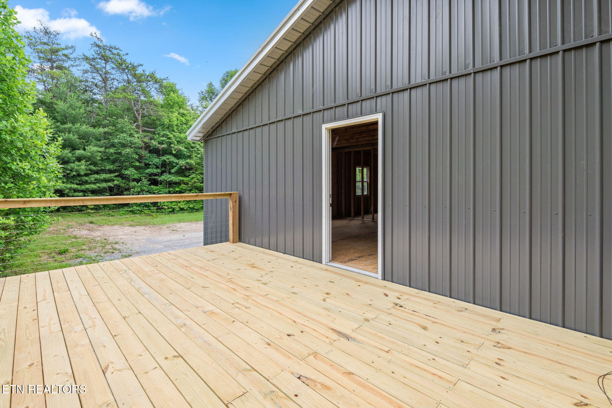 144 Charlie Jones Road Deer Lodge TN 37726