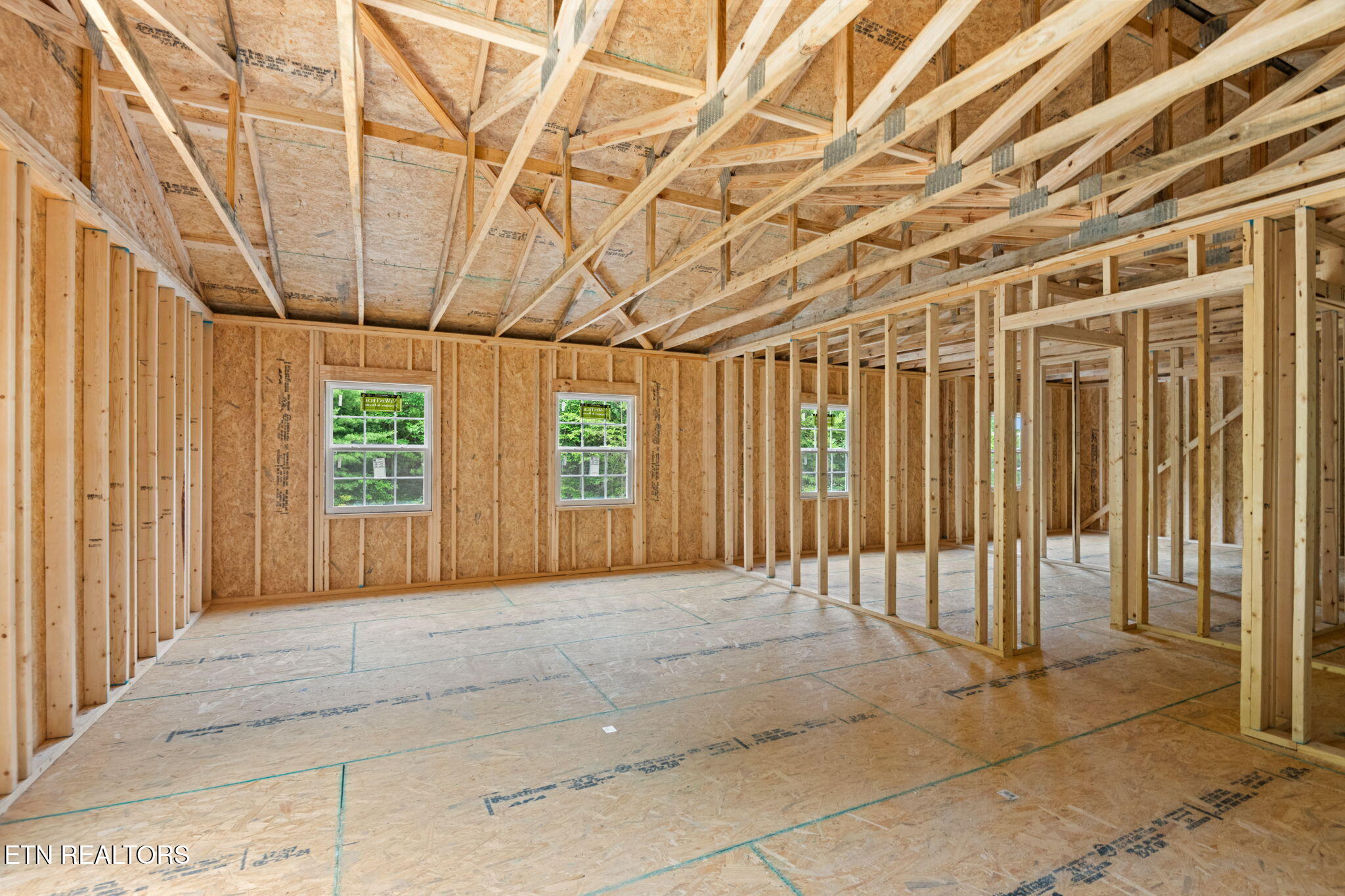 144 Charlie Jones Road Deer Lodge TN 37726