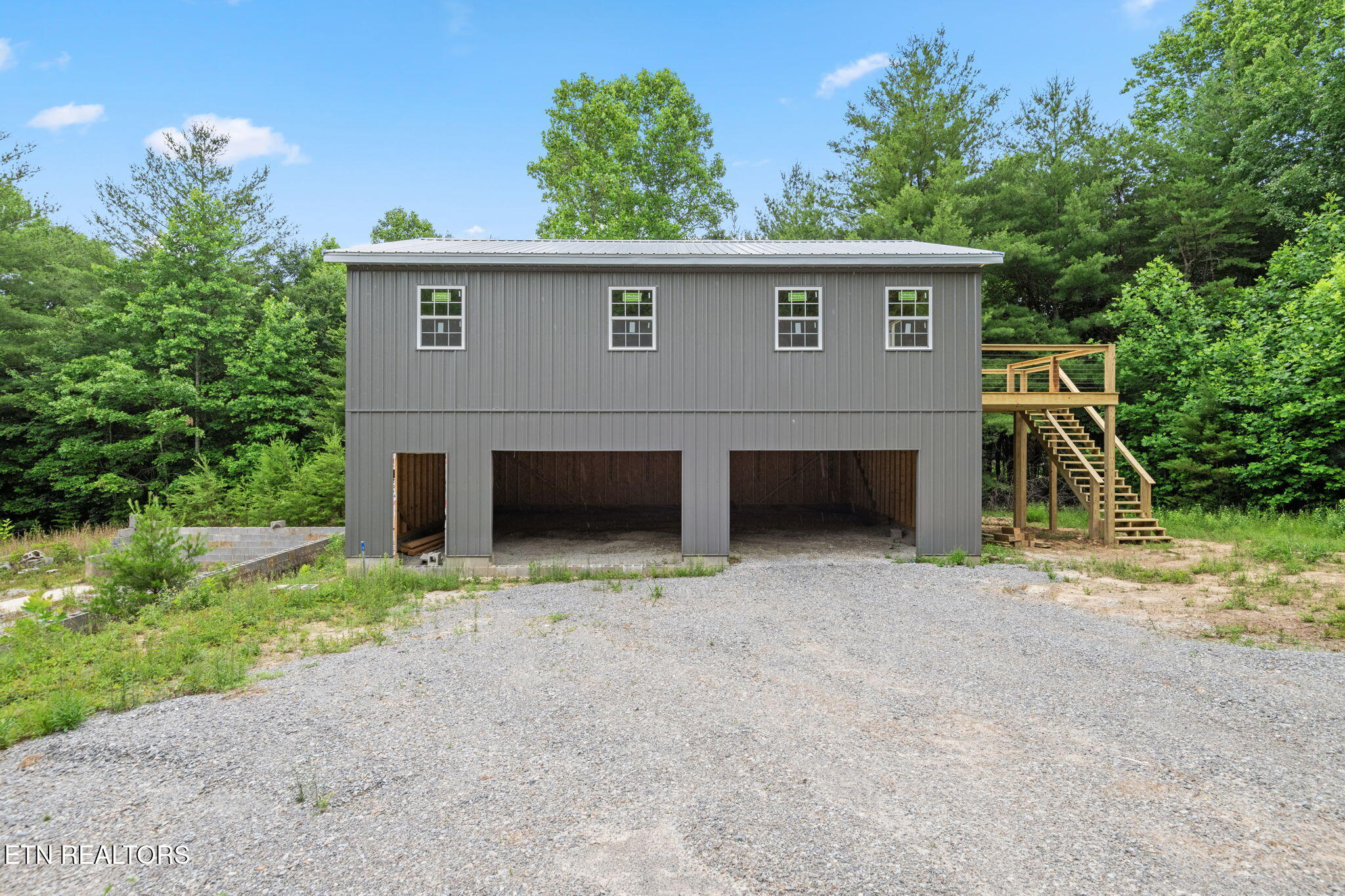 144 Charlie Jones Road Deer Lodge TN 37726