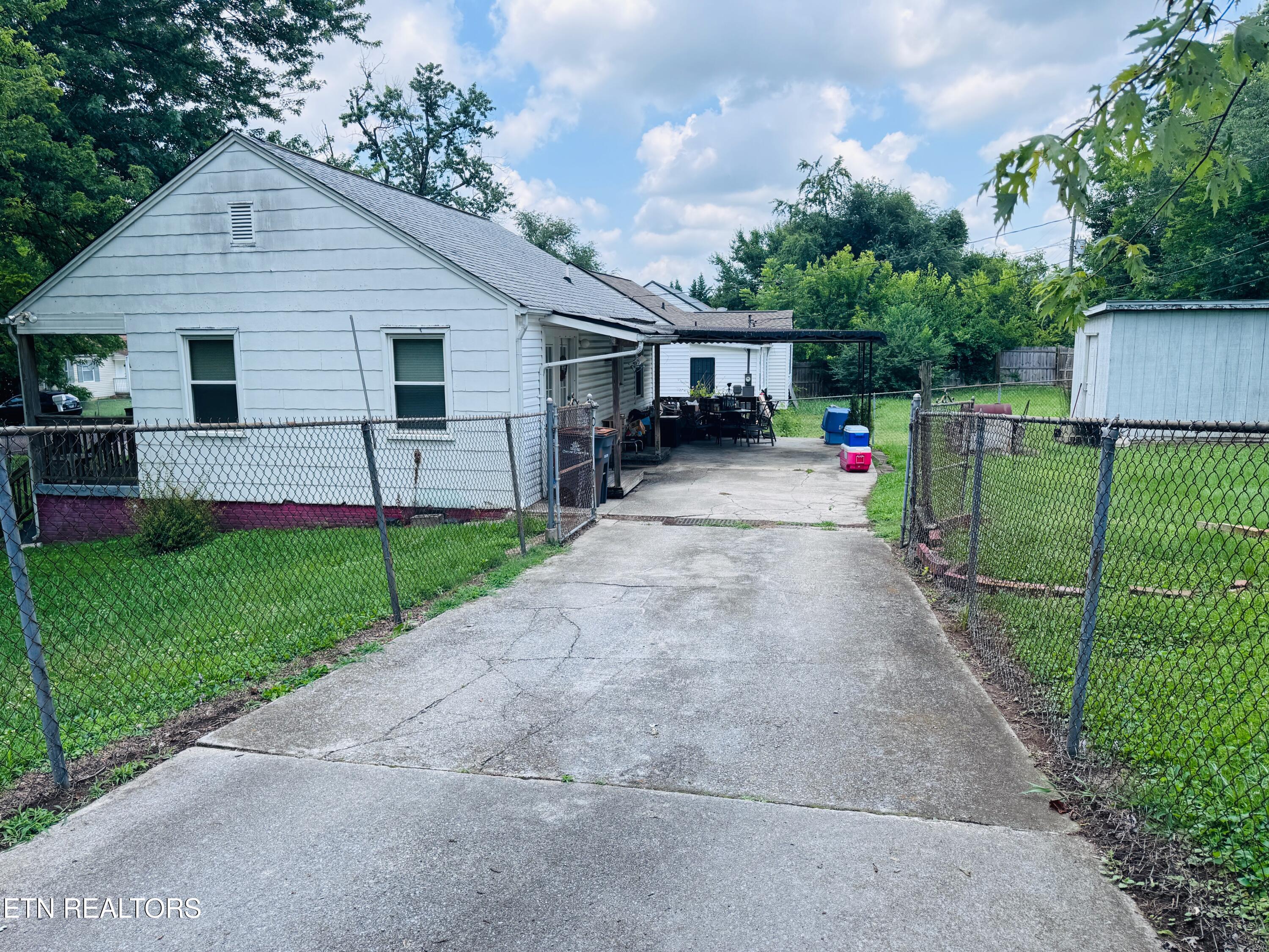 2014 Harold Avenue Knoxville TN 37915