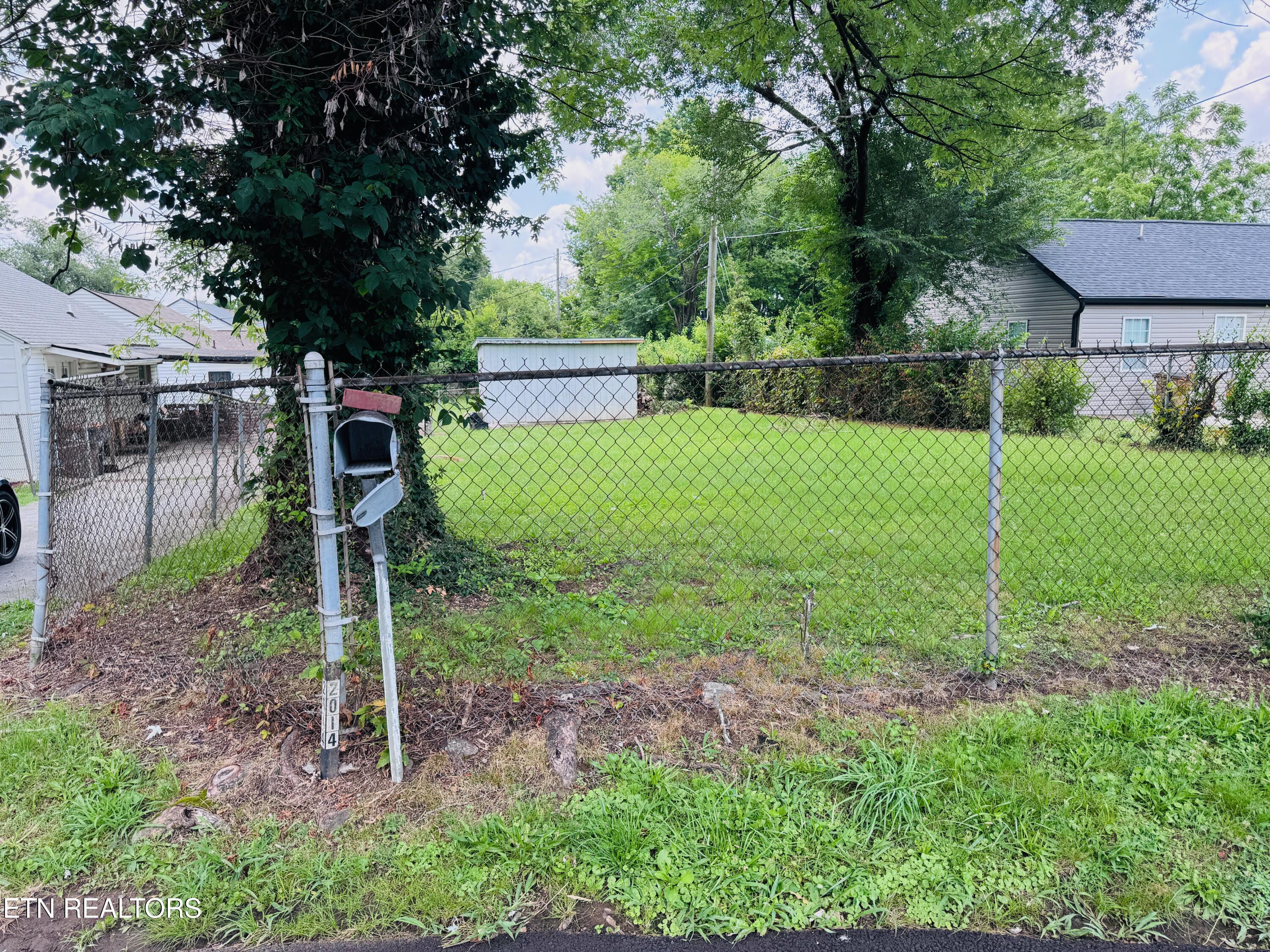 2014 Harold Avenue Knoxville TN 37915