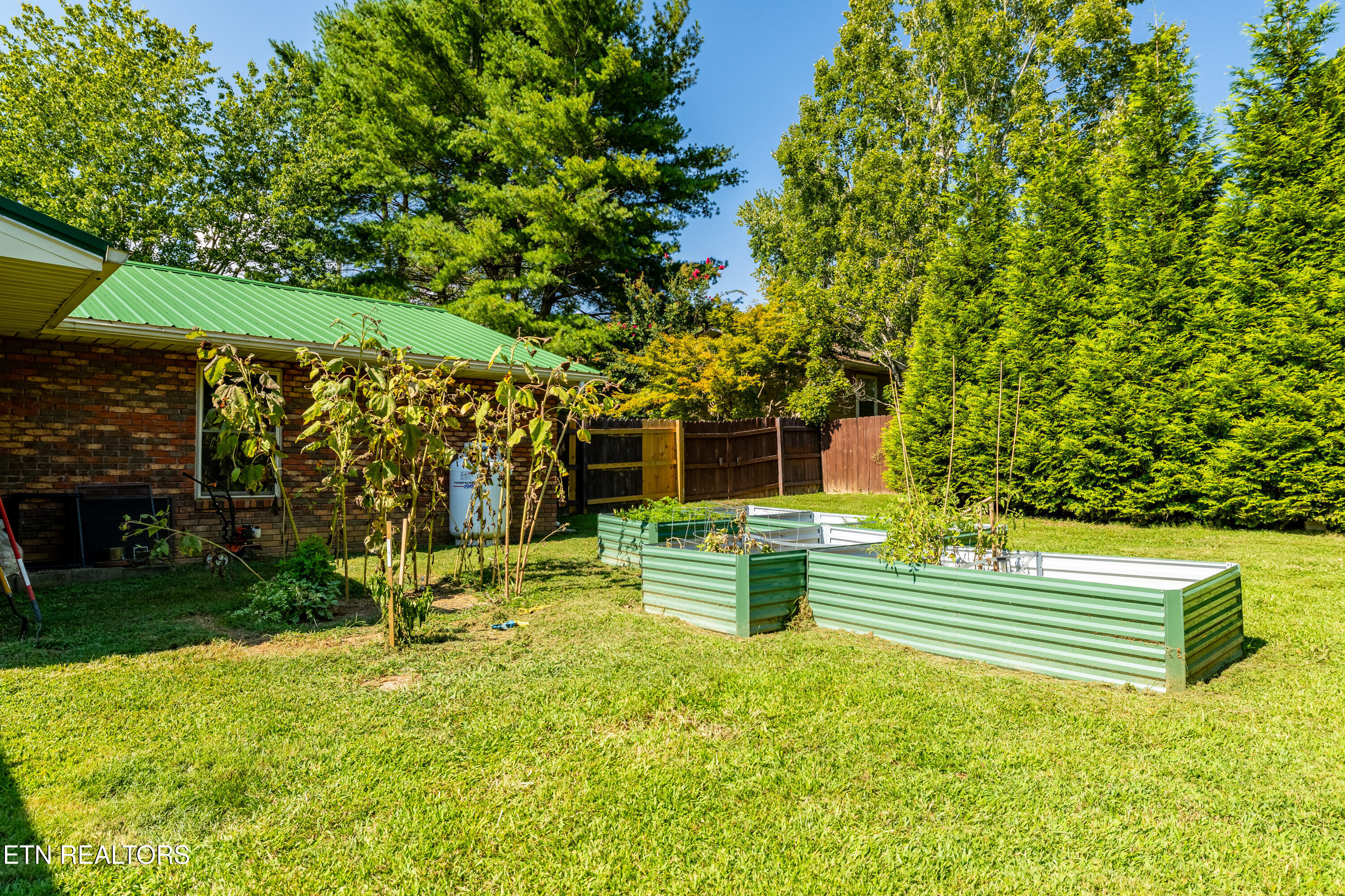 656 Dwight Lane Sevierville TN 37876