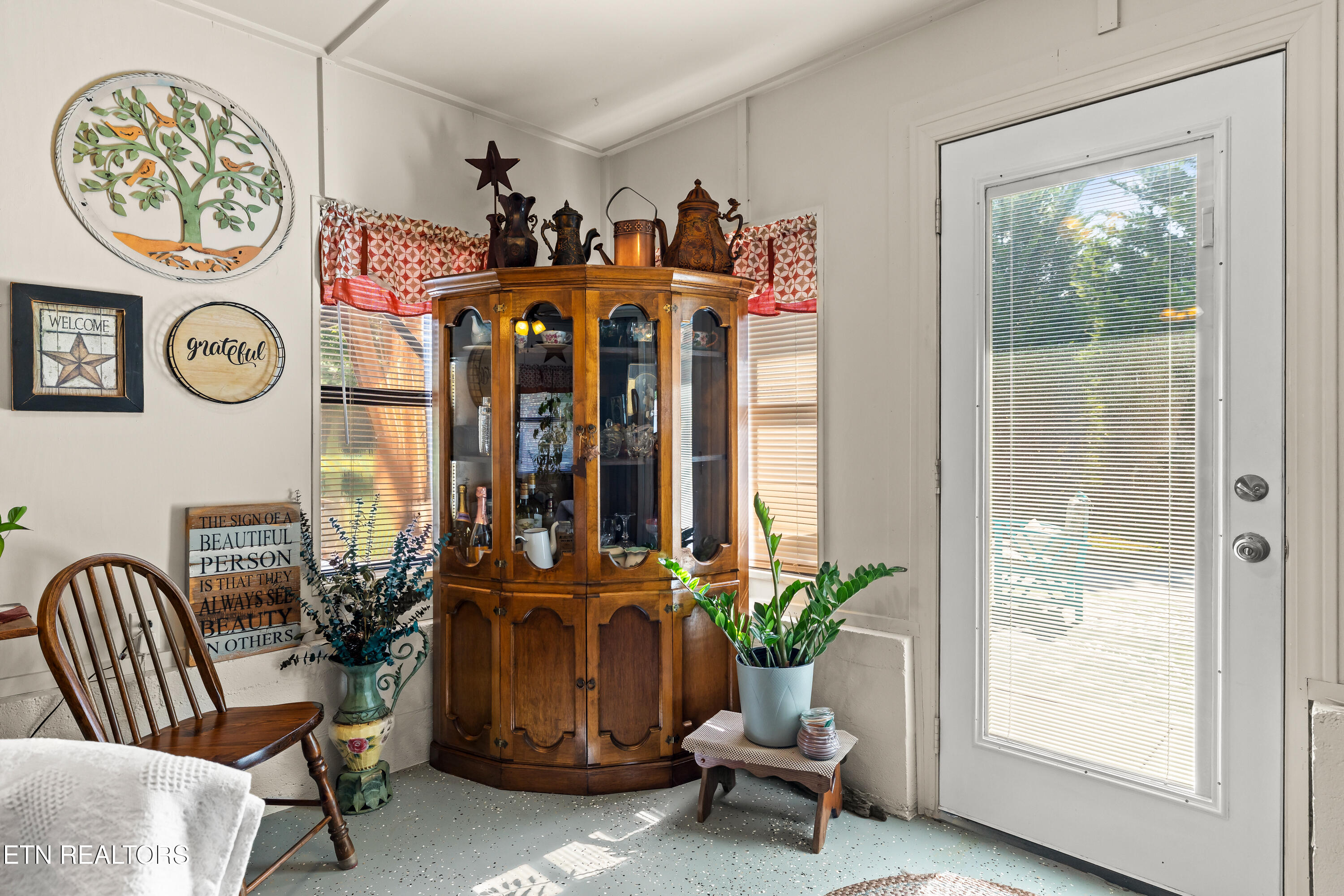 656 Dwight Lane Sevierville TN 37876