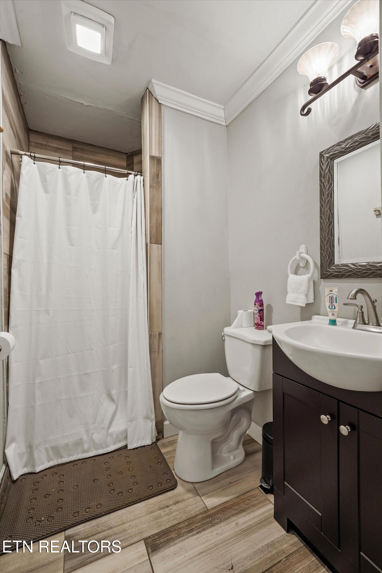 1332 Beaumont Avenue Knoxville TN 37921