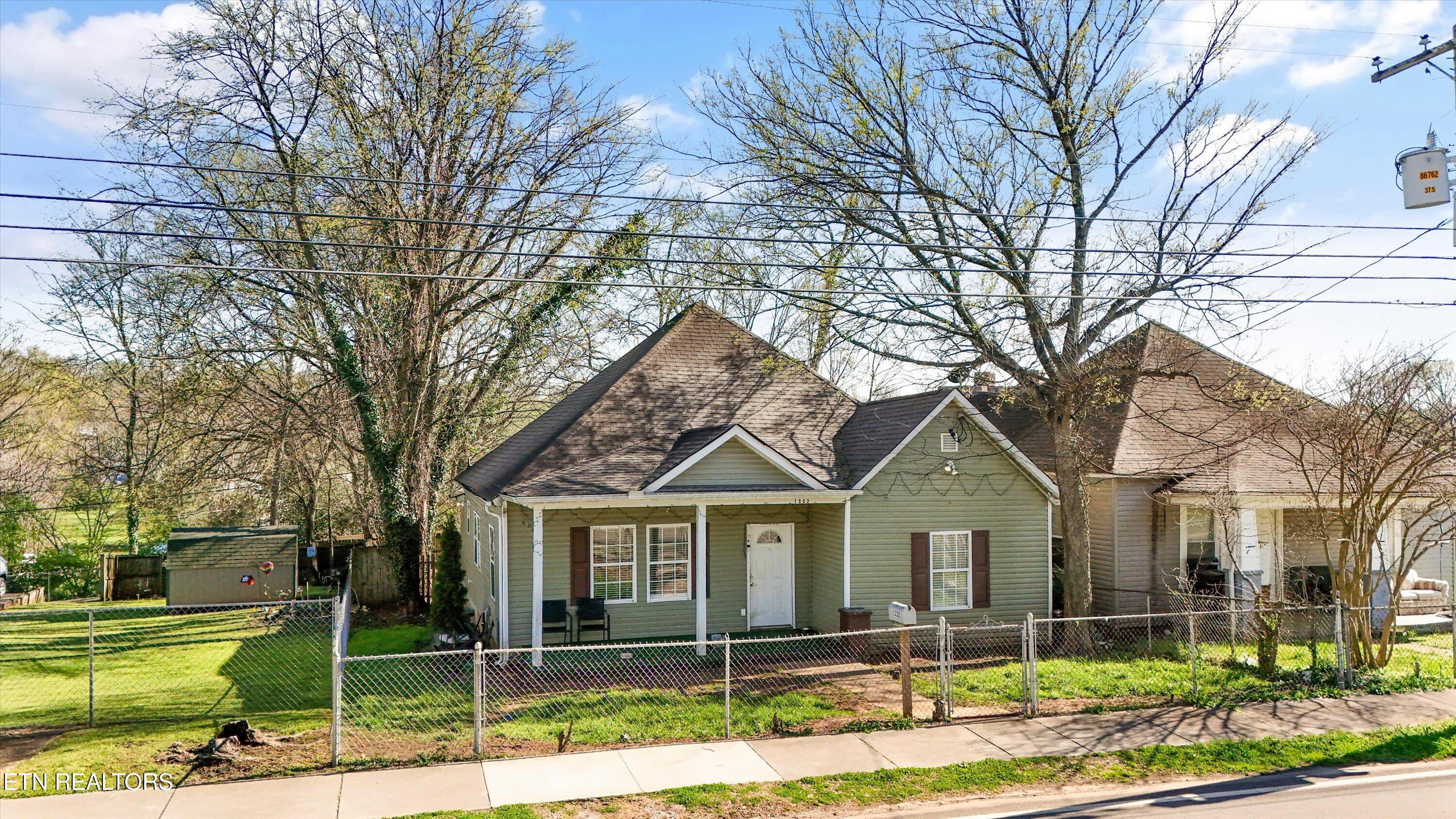 1332 Beaumont Avenue Knoxville TN 37921