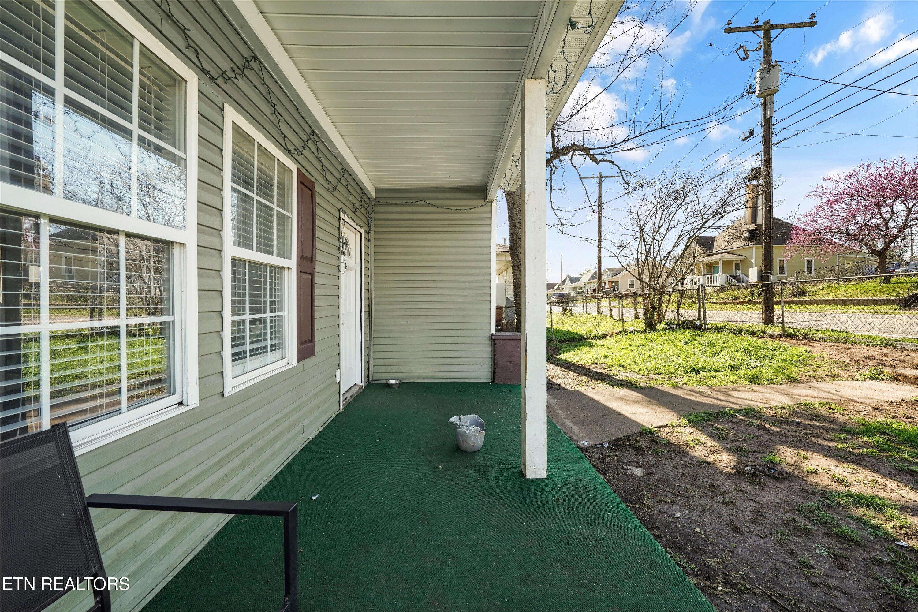 1332 Beaumont Avenue Knoxville TN 37921