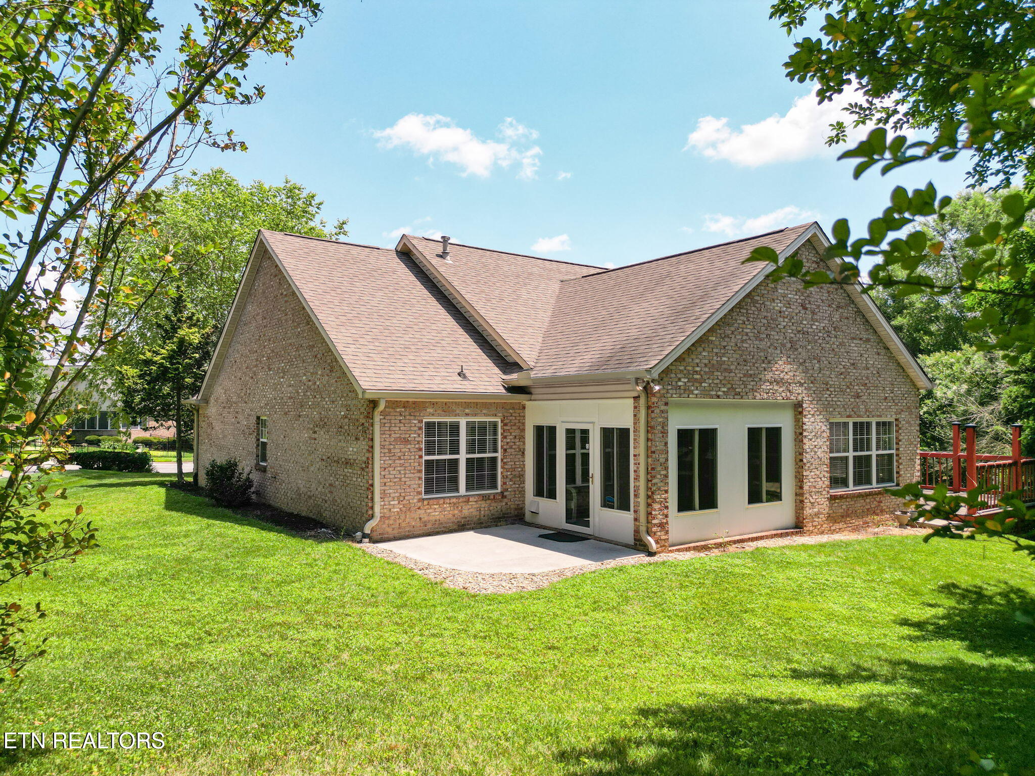 12508 Oakborough Lane Knoxville TN 37922