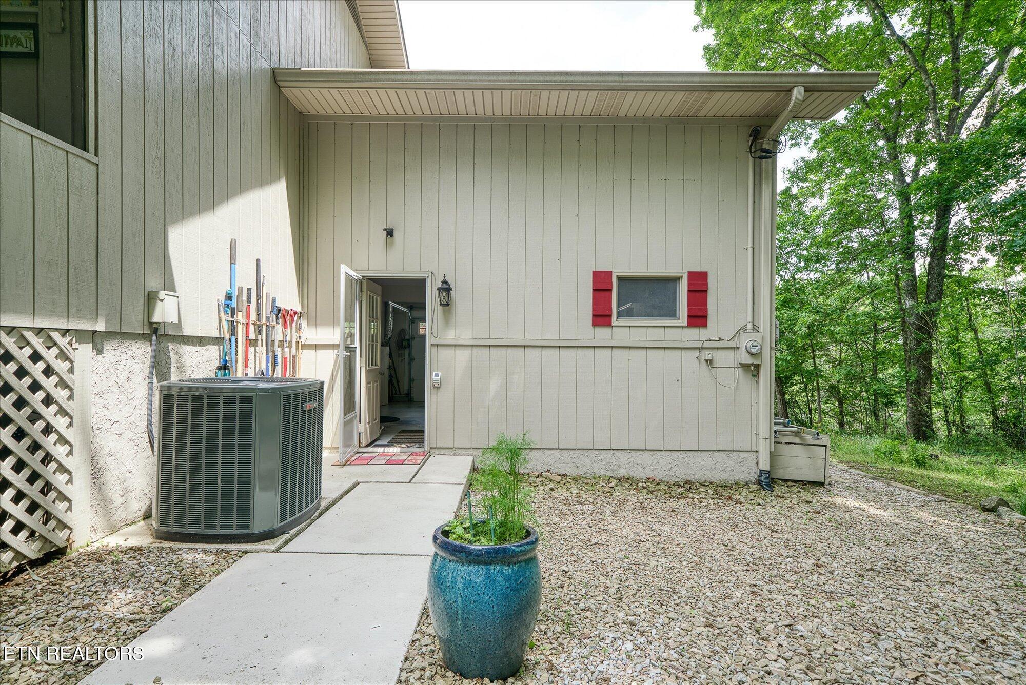449 Snead Drive Crossville TN 38558