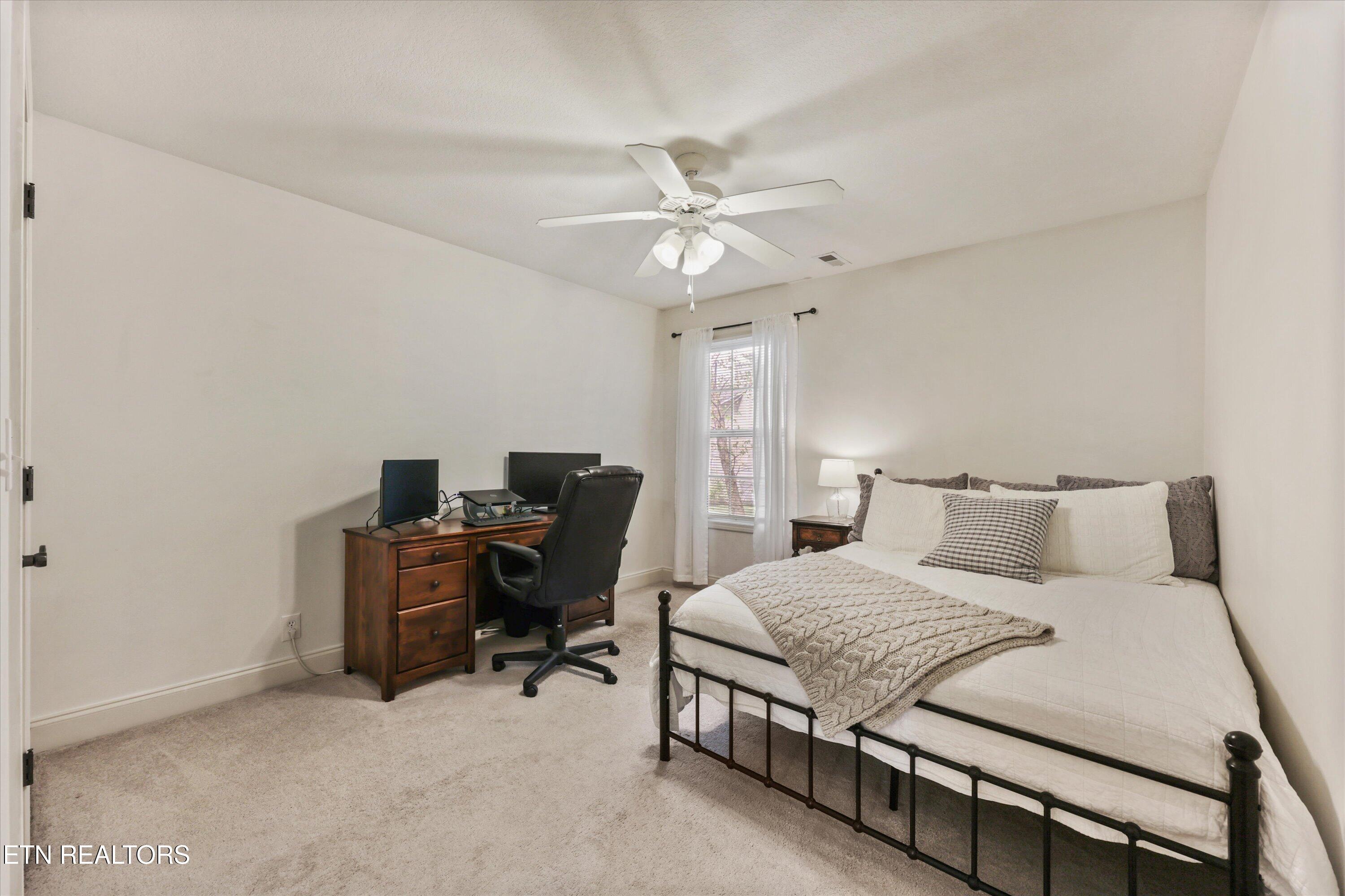 2306 Sunnywood Lane Knoxville TN 37912