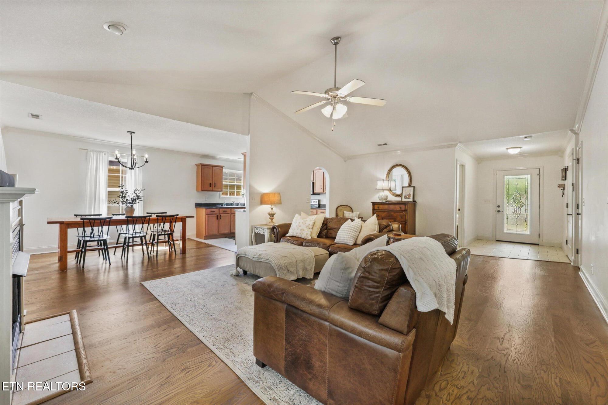 2306 Sunnywood Lane Knoxville TN 37912