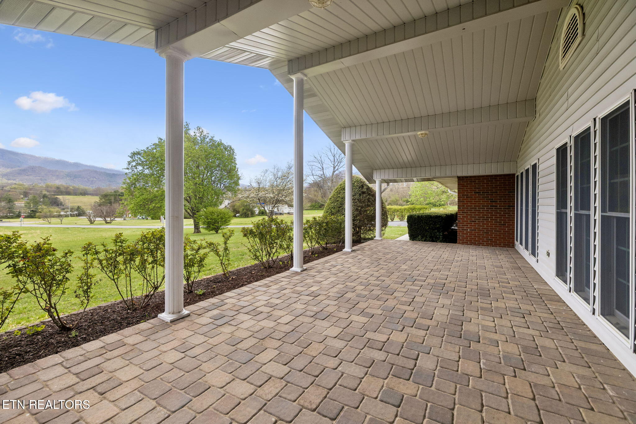 3114 Wearwood Drive Sevierville TN 37862