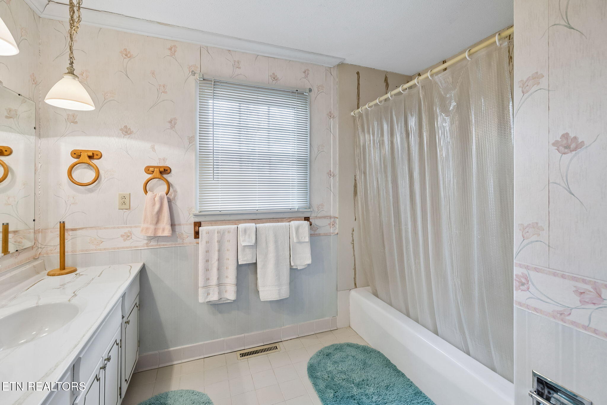 3114 Wearwood Drive Sevierville TN 37862