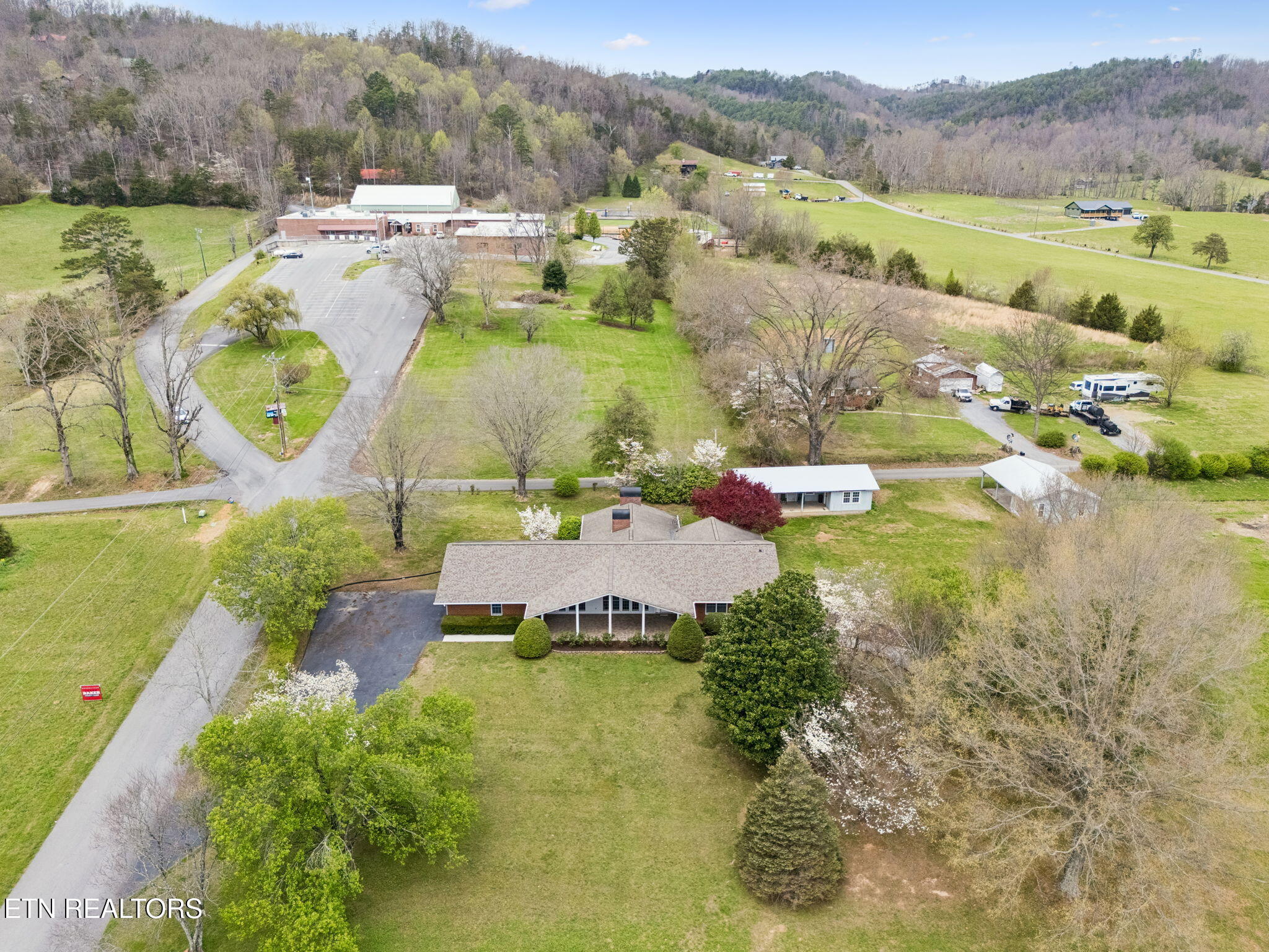 3114 Wearwood Drive Sevierville TN 37862