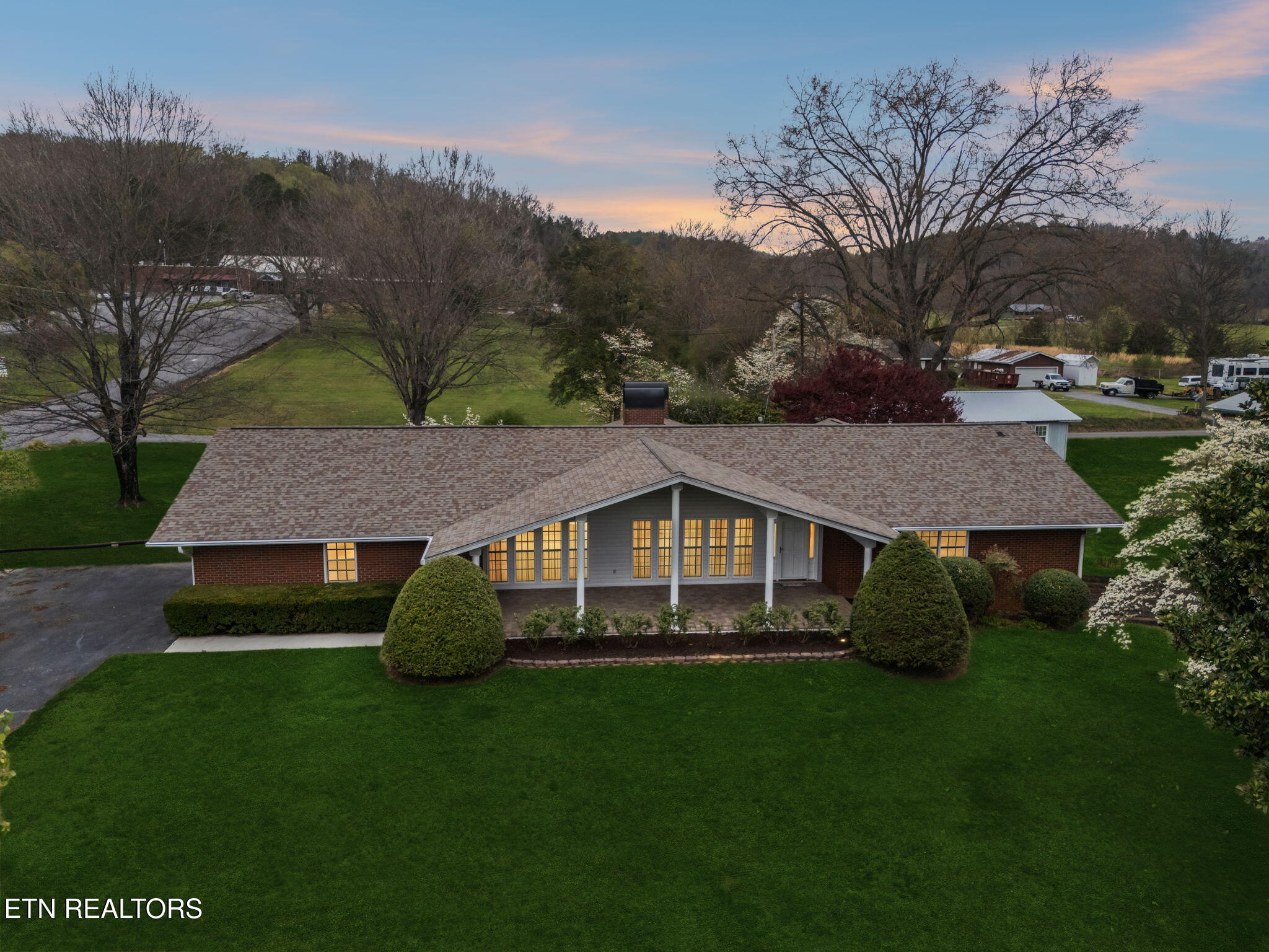 3114 Wearwood Drive Sevierville TN 37862