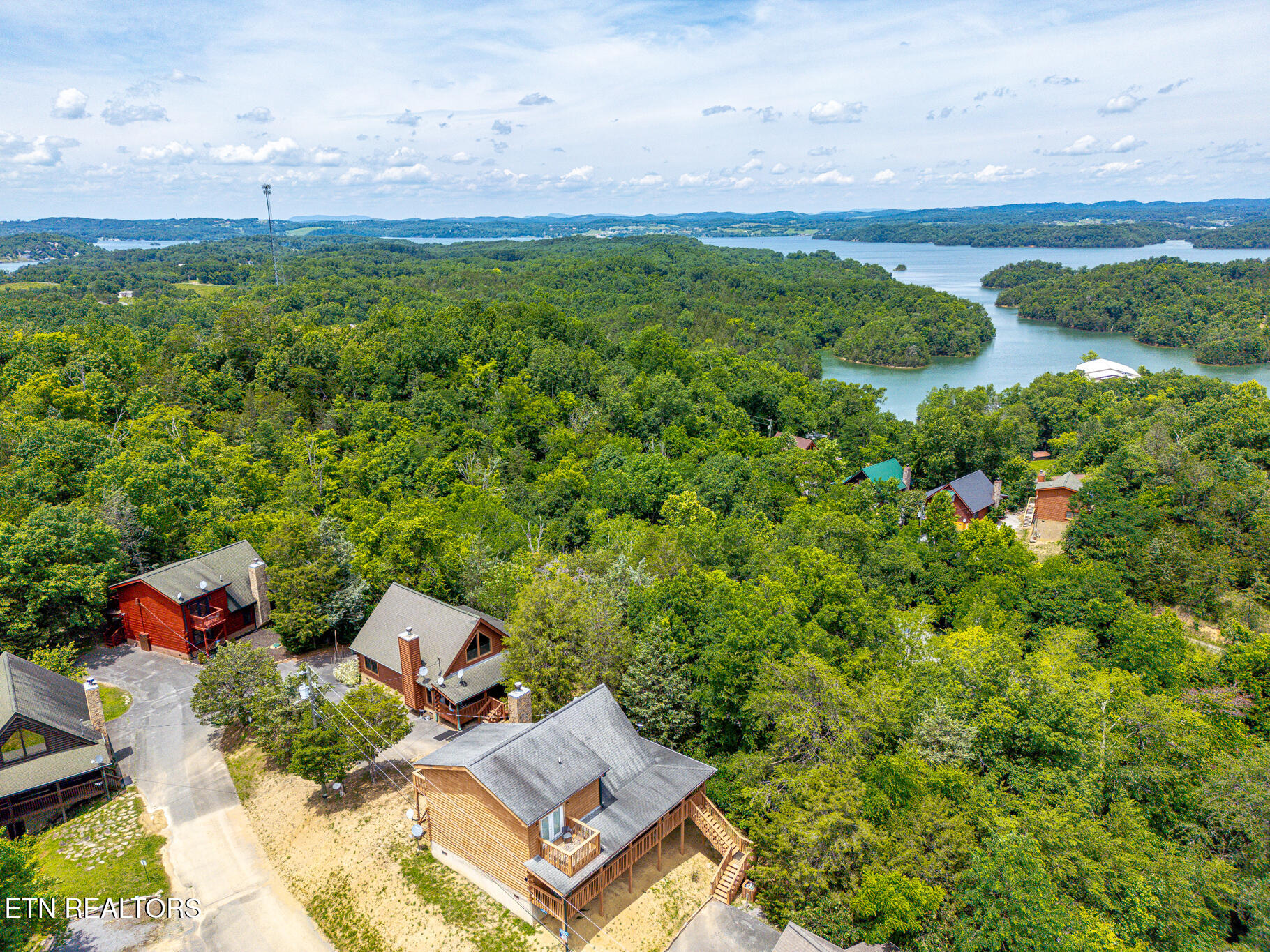 2626 Camden Way Sevierville TN 37876