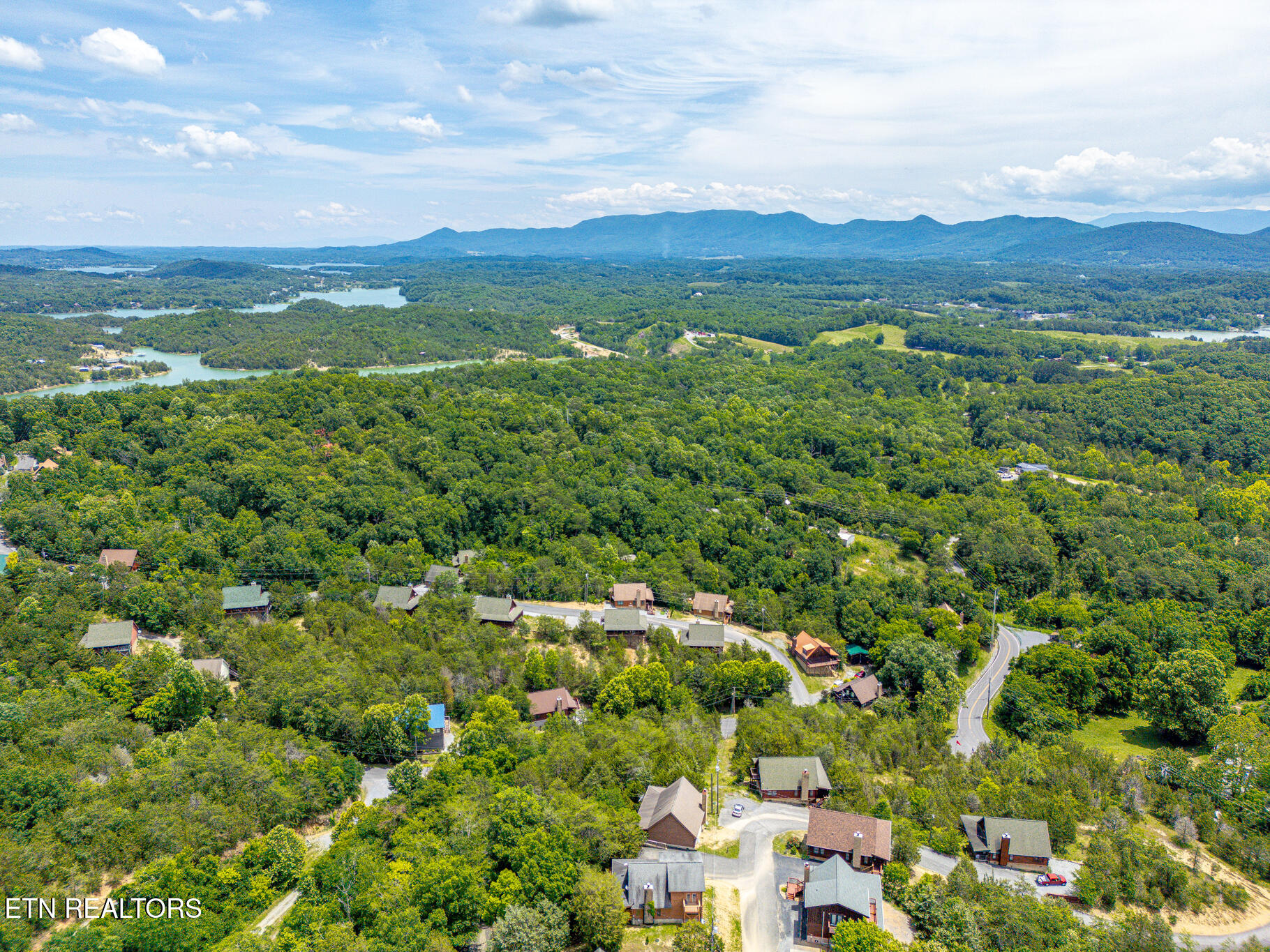 2626 Camden Way Sevierville TN 37876