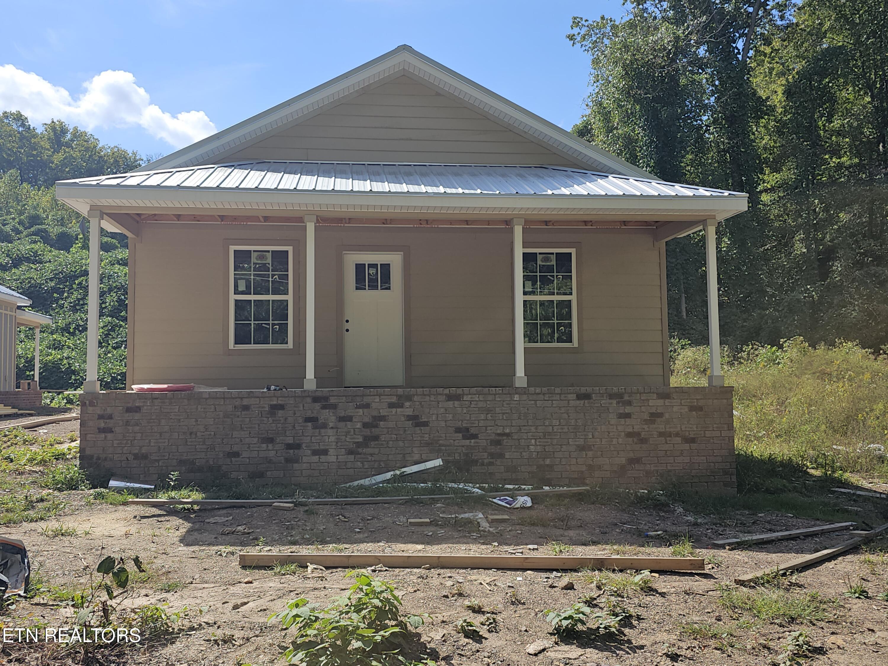 423 Roslyn Avenue Cumberland Gap TN 37724