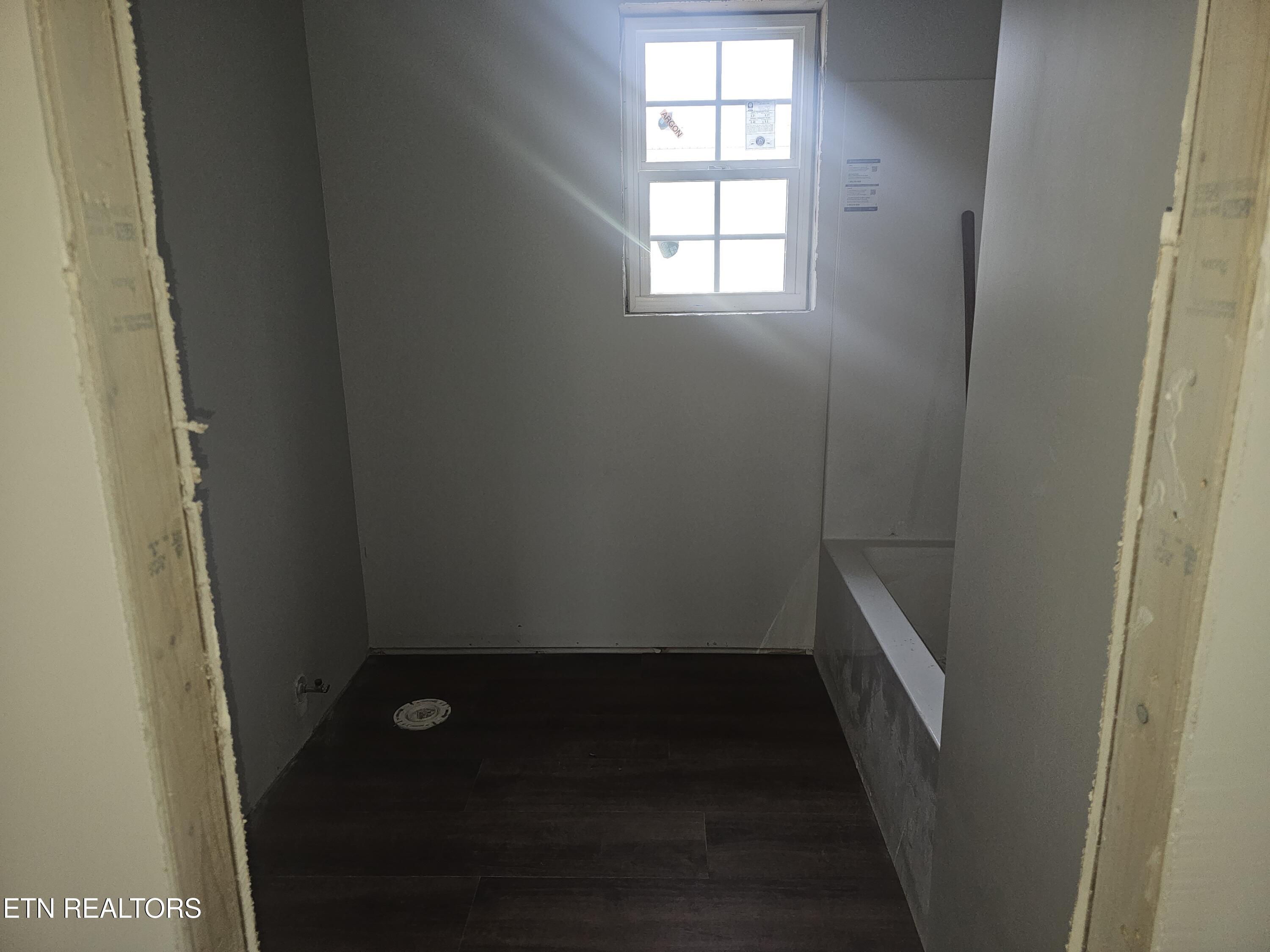 423 Roslyn Avenue Cumberland Gap TN 37724