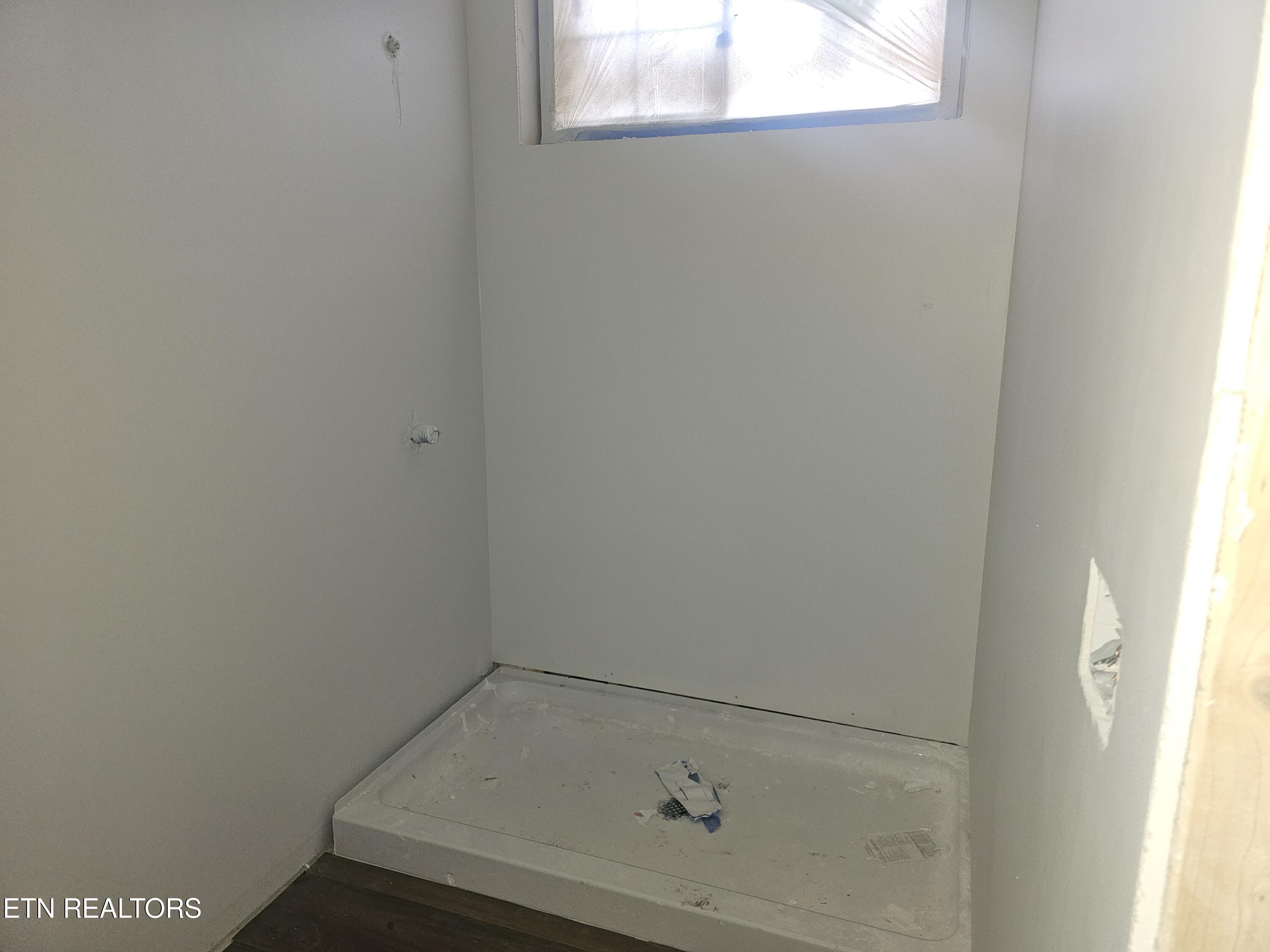 423 Roslyn Avenue Cumberland Gap TN 37724