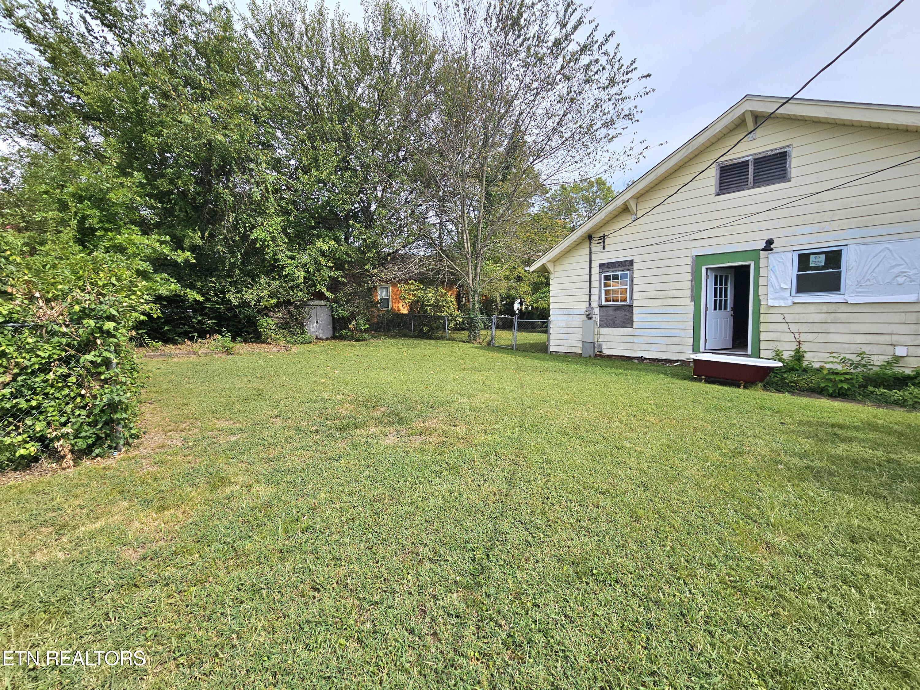 1701 Henrietta Avenue Knoxville TN 37915