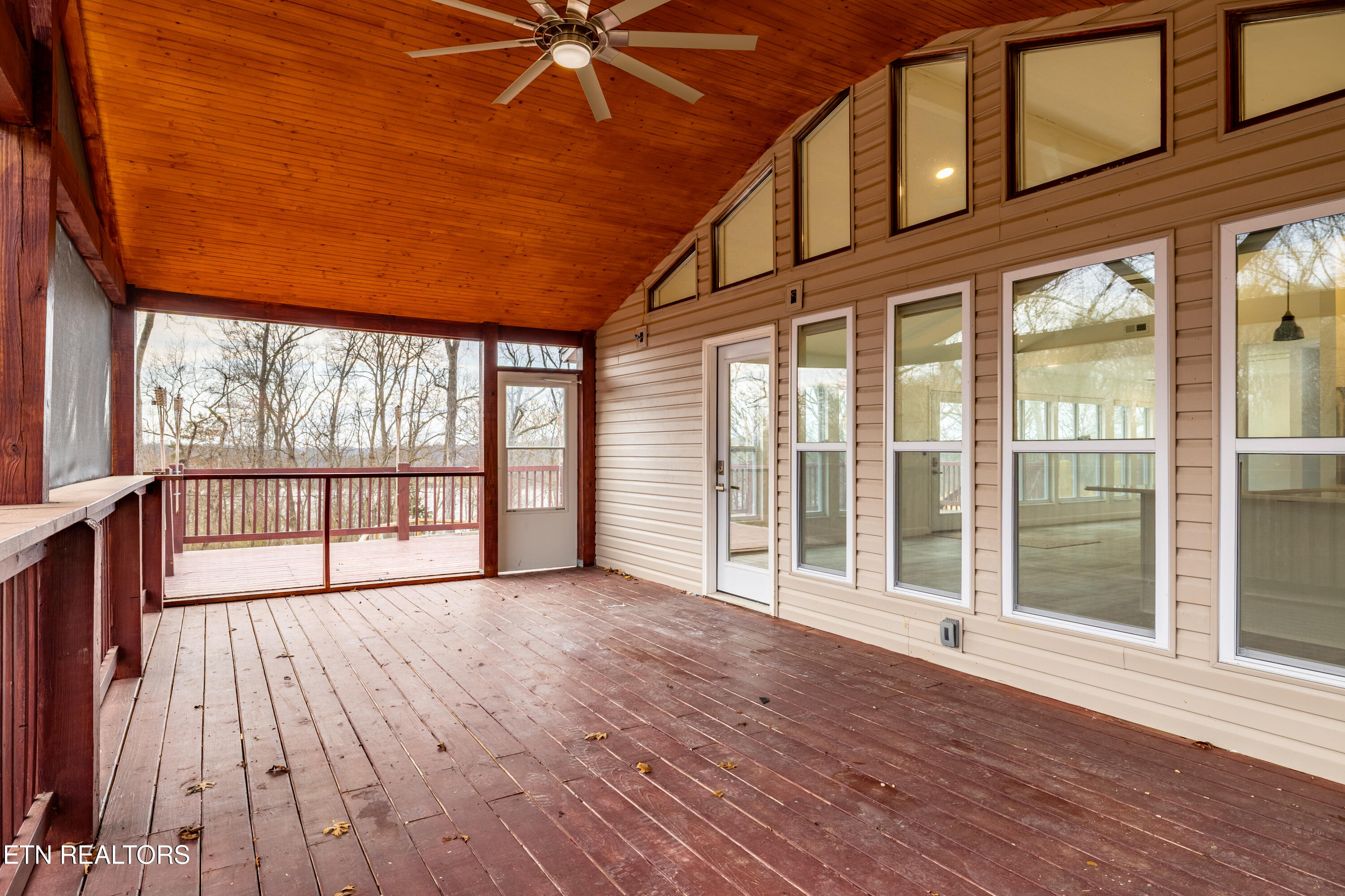 4431 Deer Run Drive Louisville TN 37777