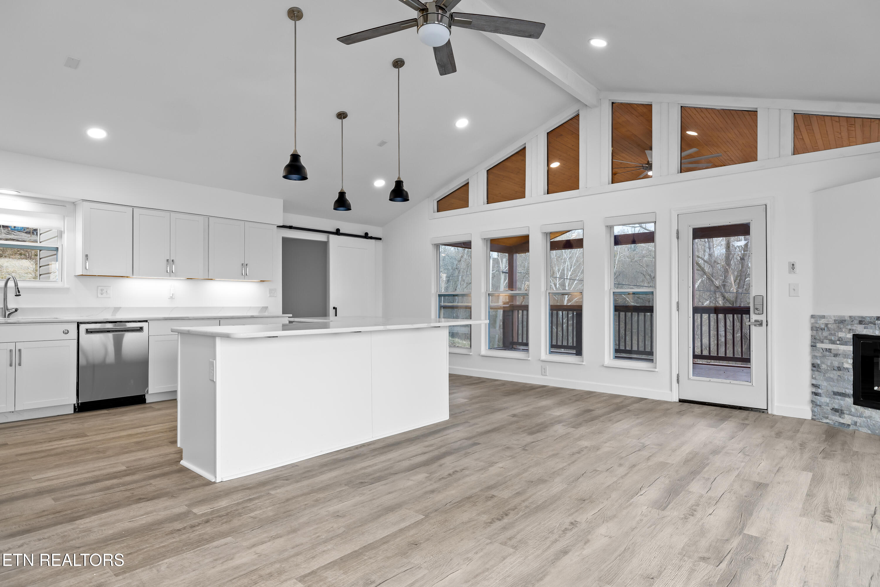 4431 Deer Run Drive Louisville TN 37777