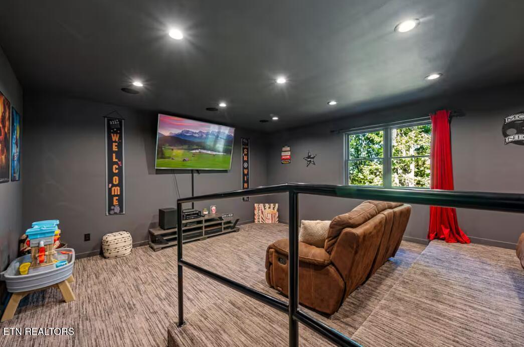 2612 Cloud View Drive Sevierville TN 37862