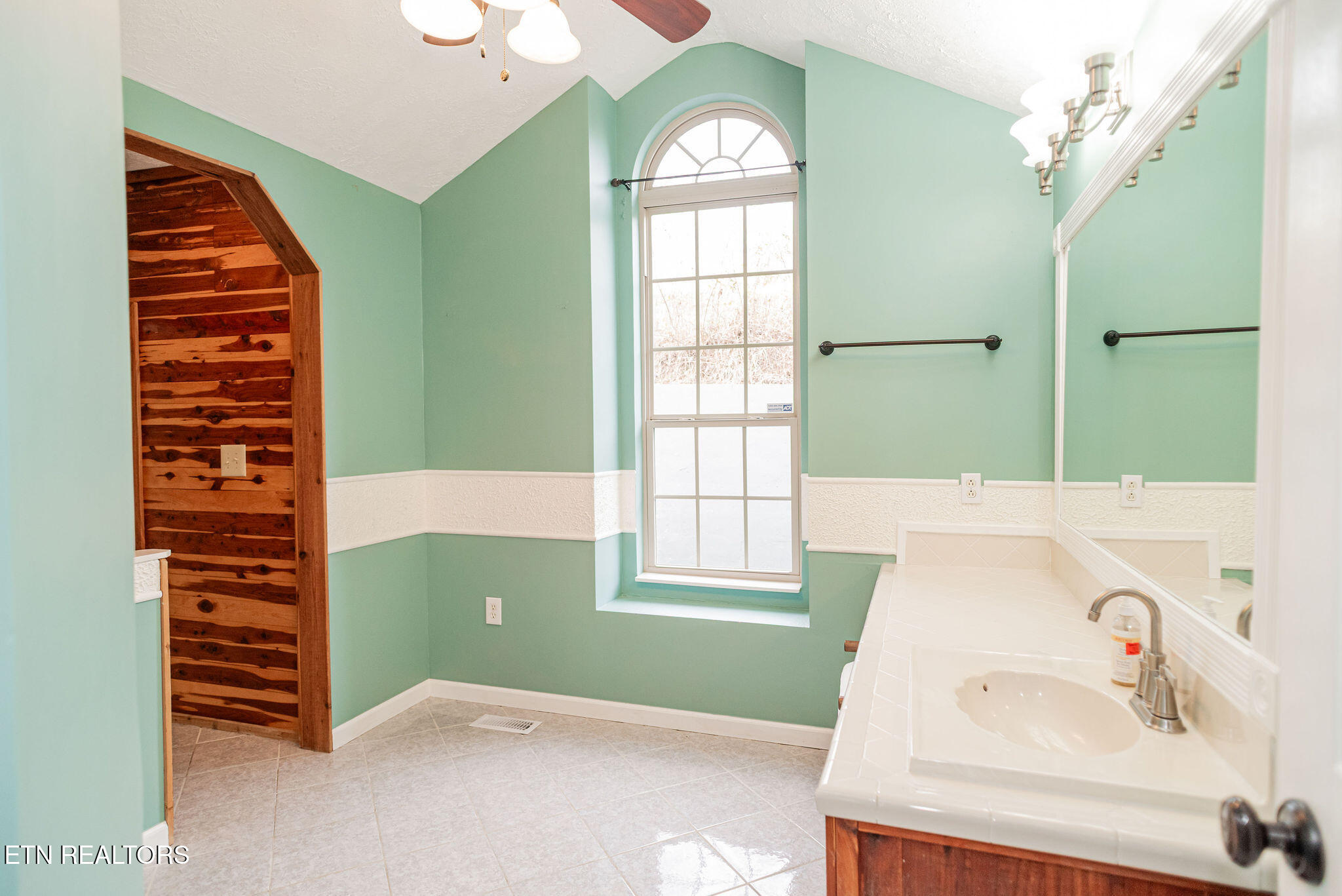 538 Foster Road Lenoir City TN 37771