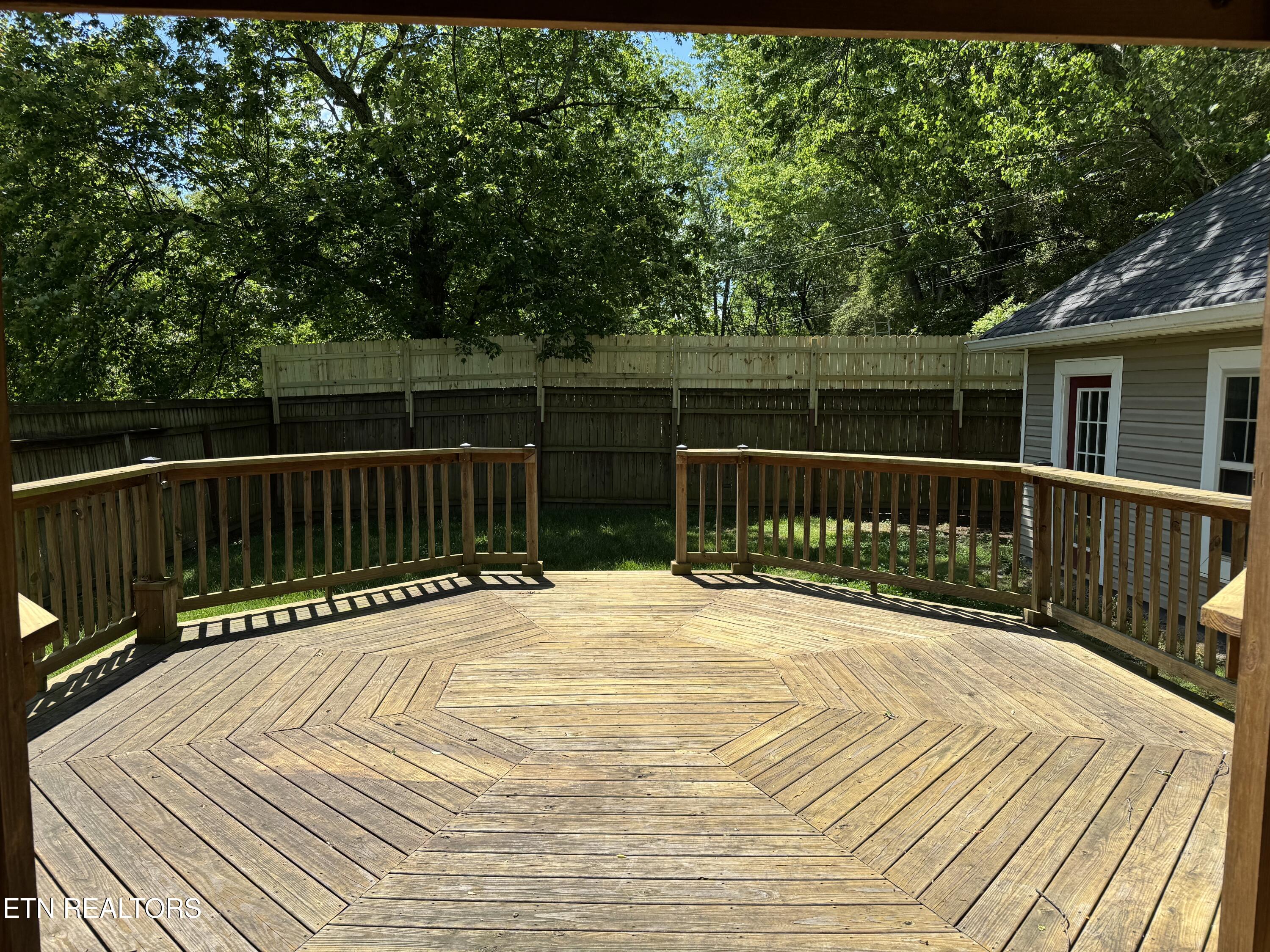 538 Foster Road Lenoir City TN 37771