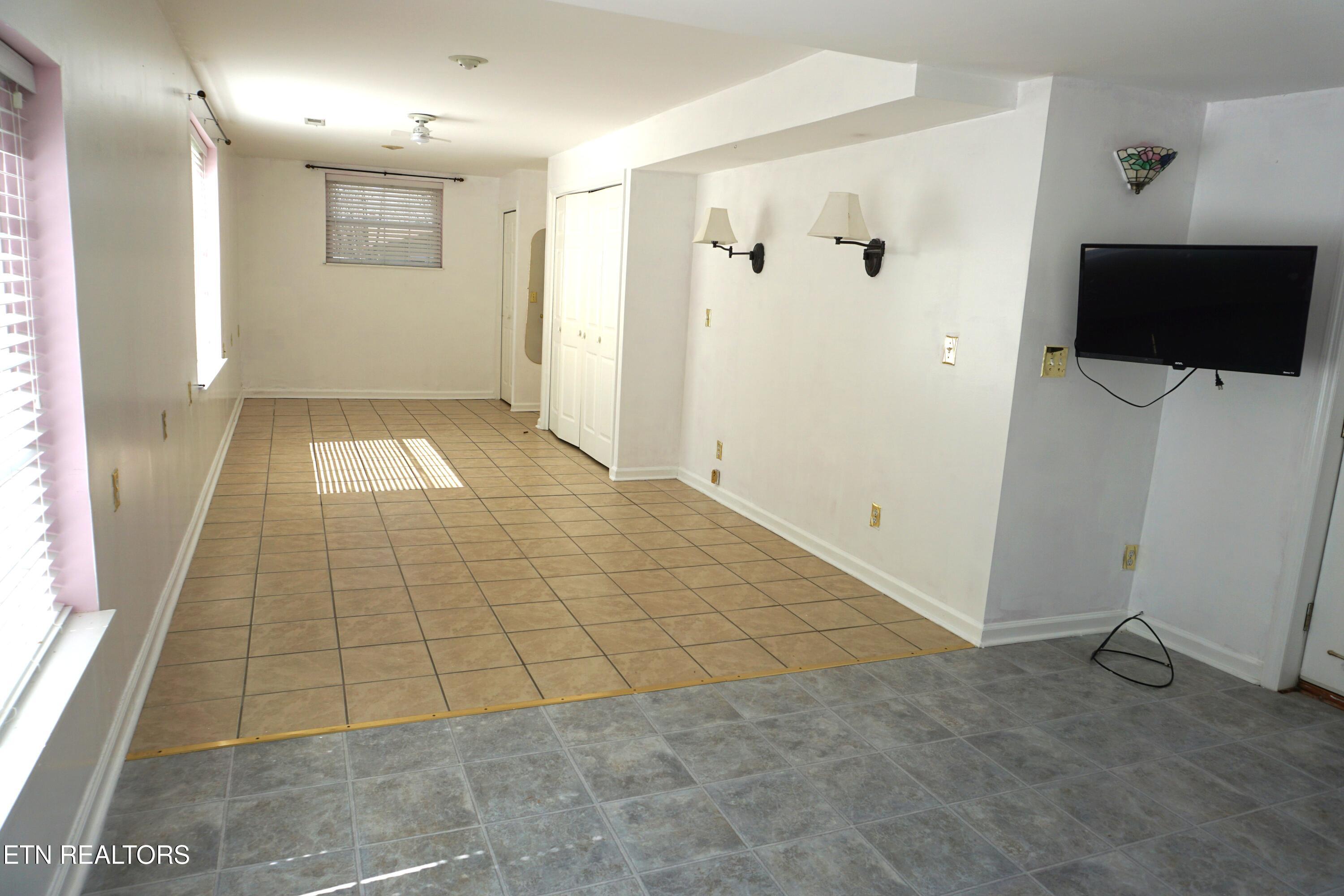 6324 Gateway Lane Knoxville TN 37920