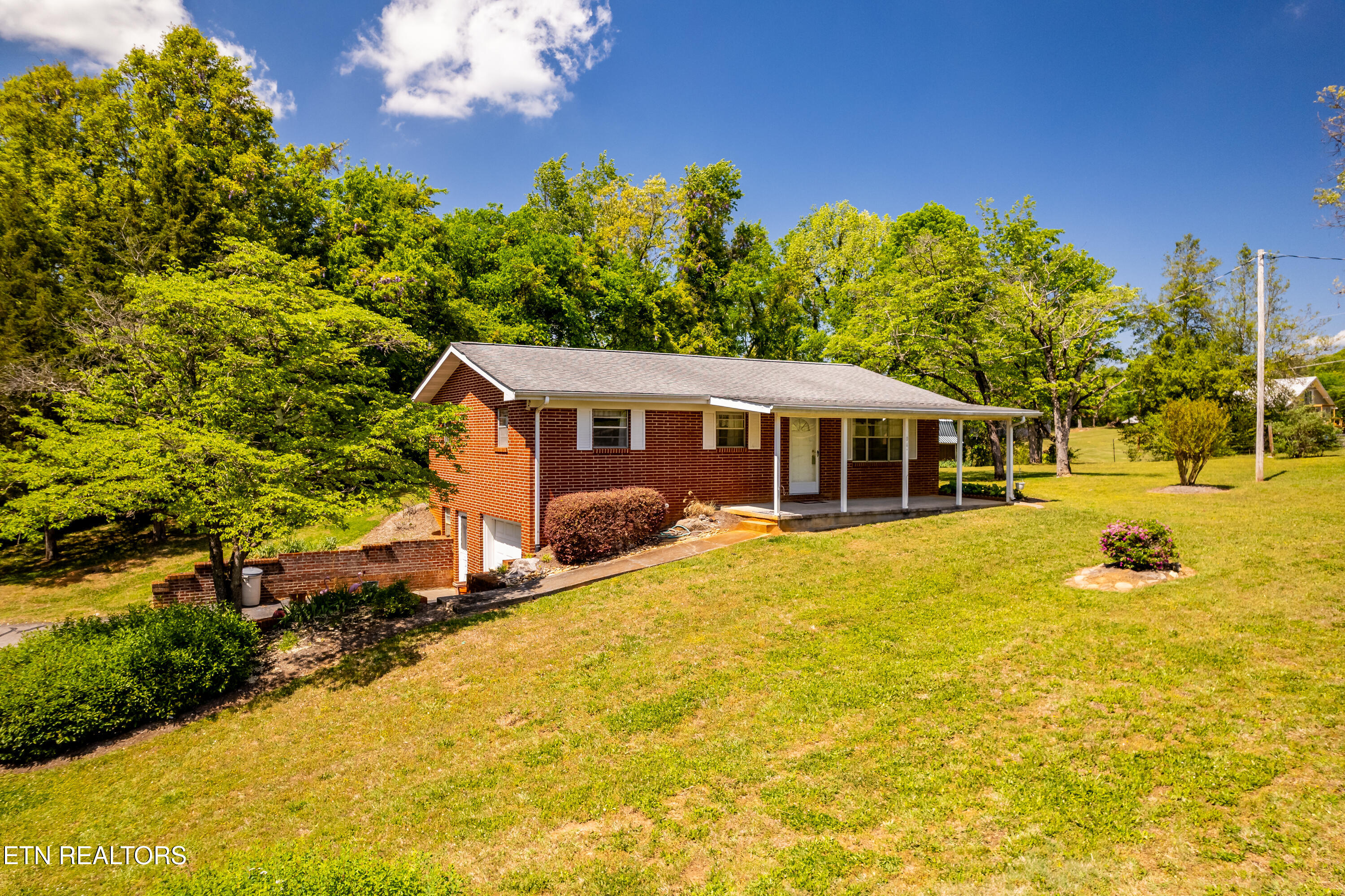 2047 Calderwood Highway Maryville TN 37801