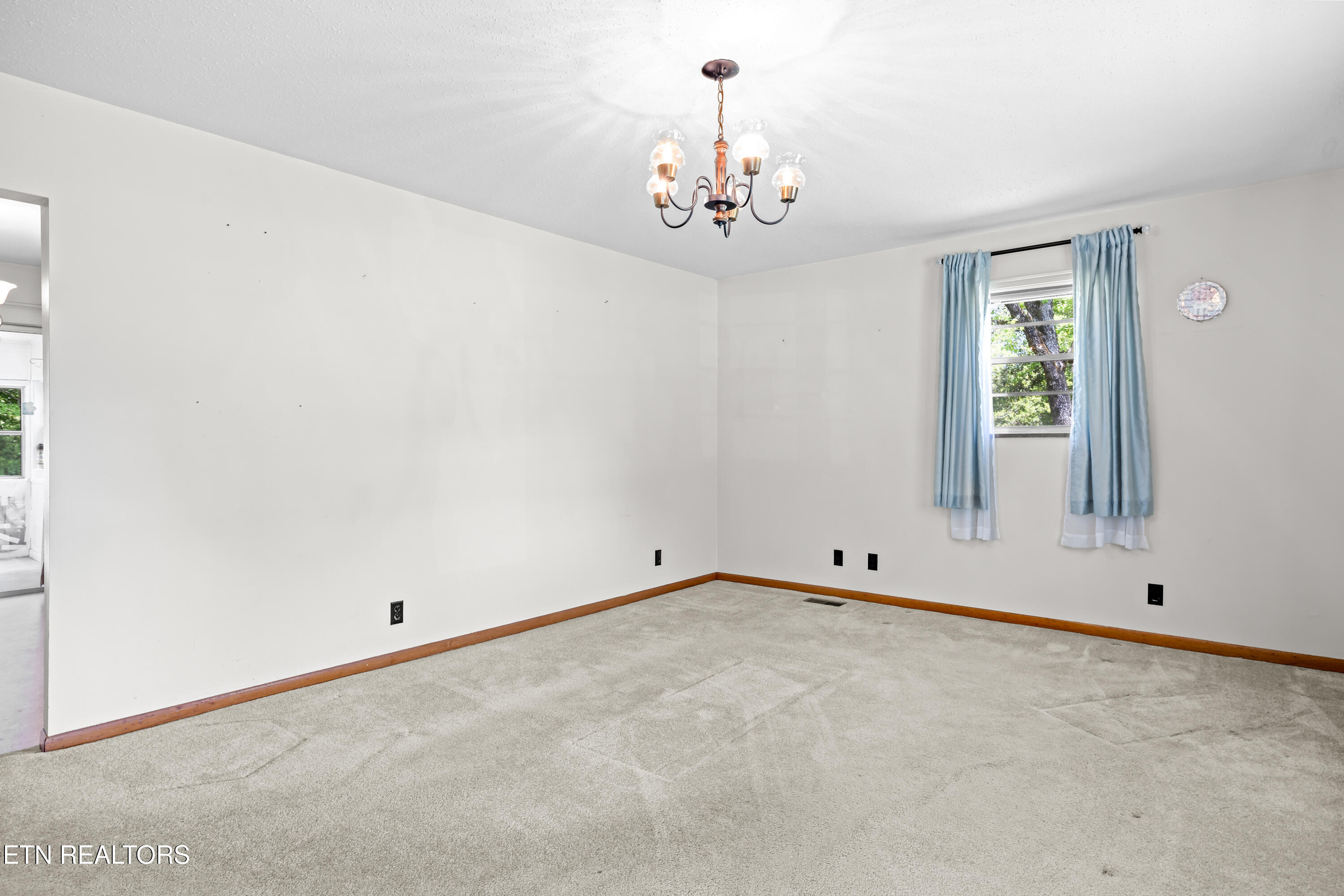 2047 Calderwood Highway Maryville TN 37801