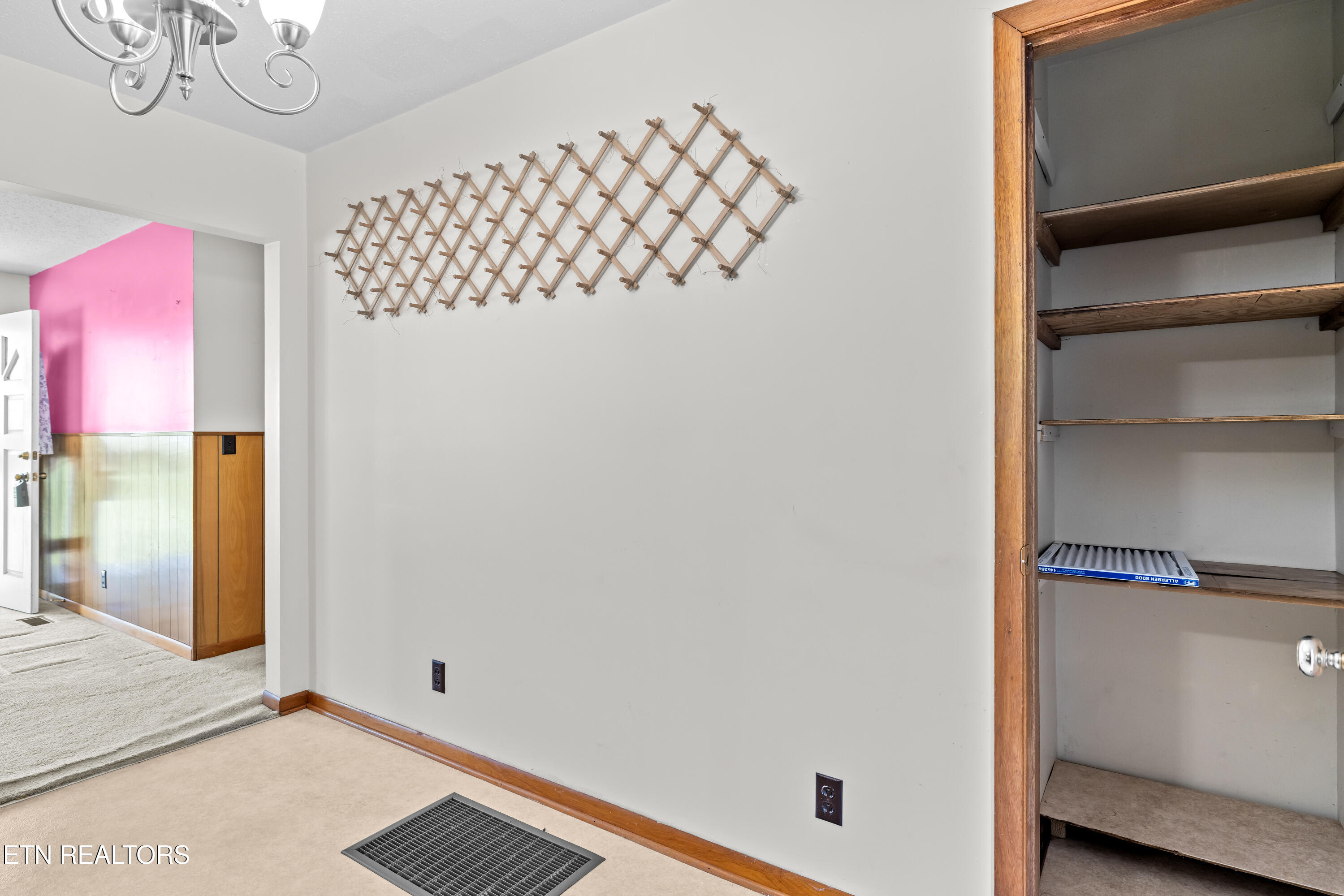 2047 Calderwood Highway Maryville TN 37801