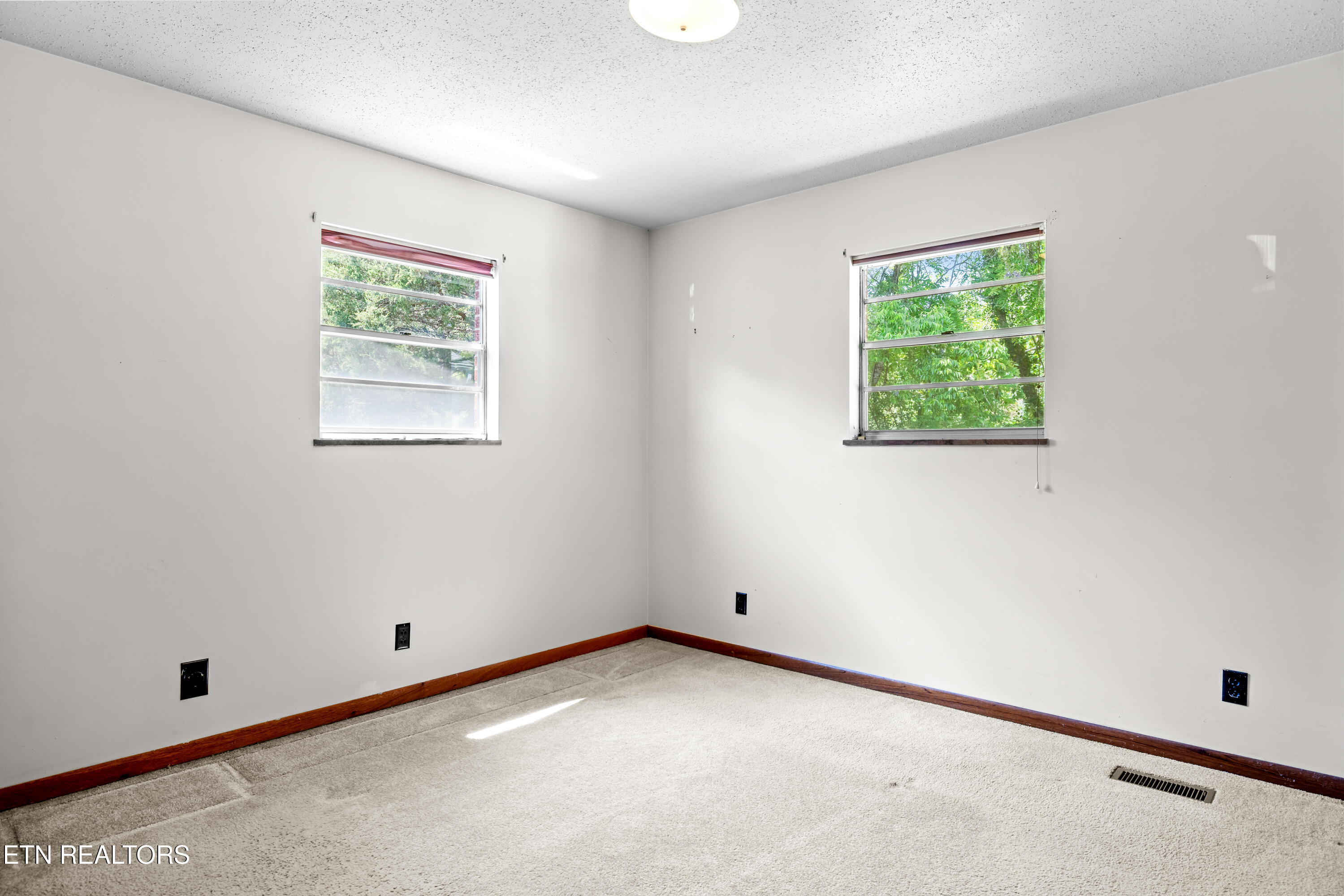 2047 Calderwood Highway Maryville TN 37801