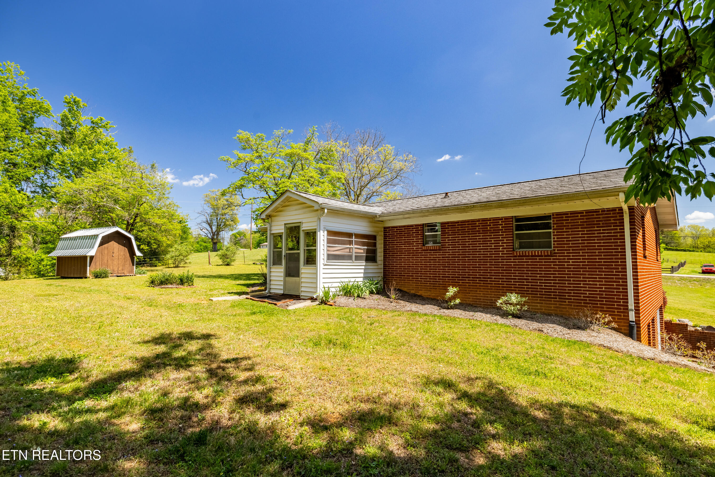 2047 Calderwood Highway Maryville TN 37801