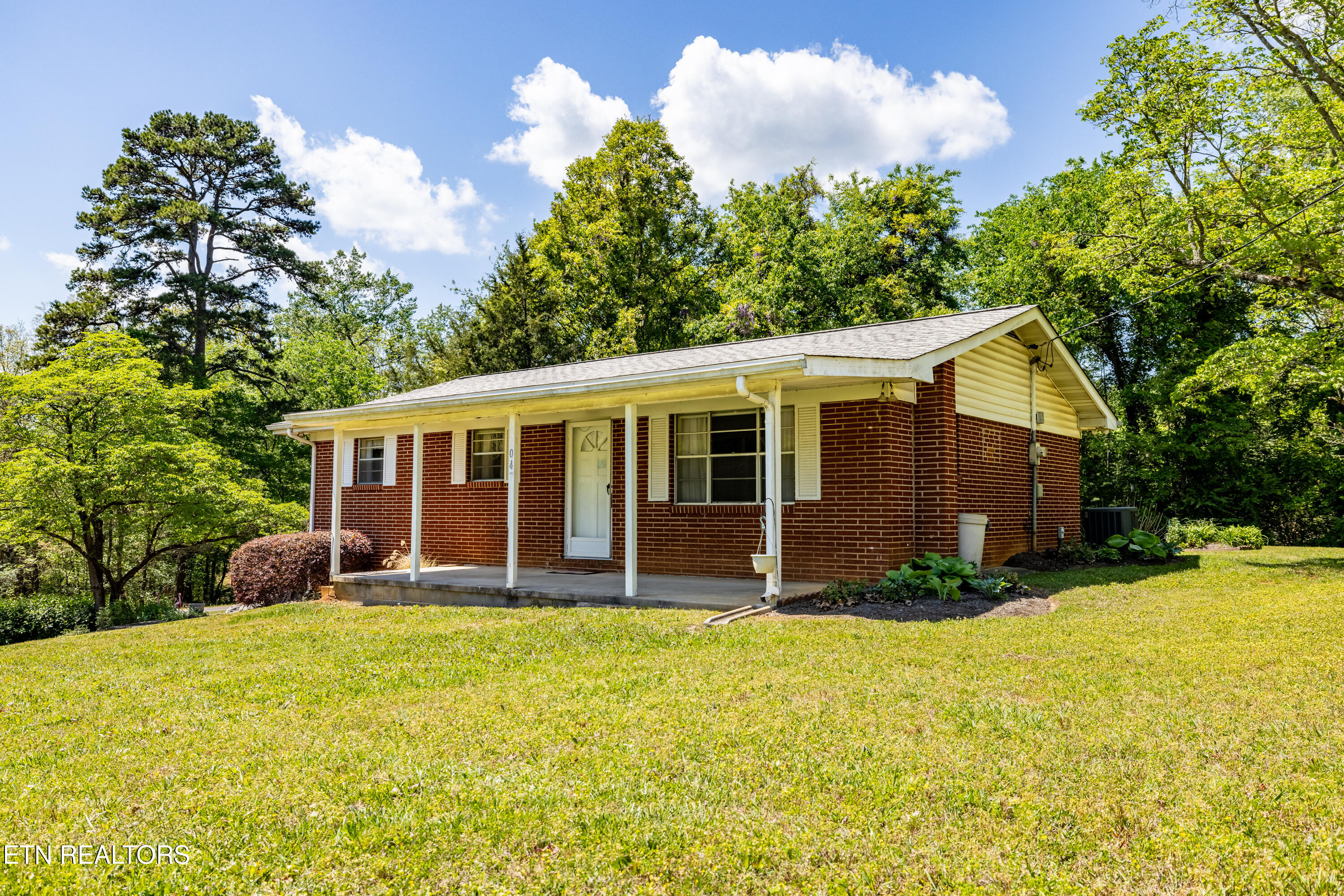 2047 Calderwood Highway Maryville TN 37801