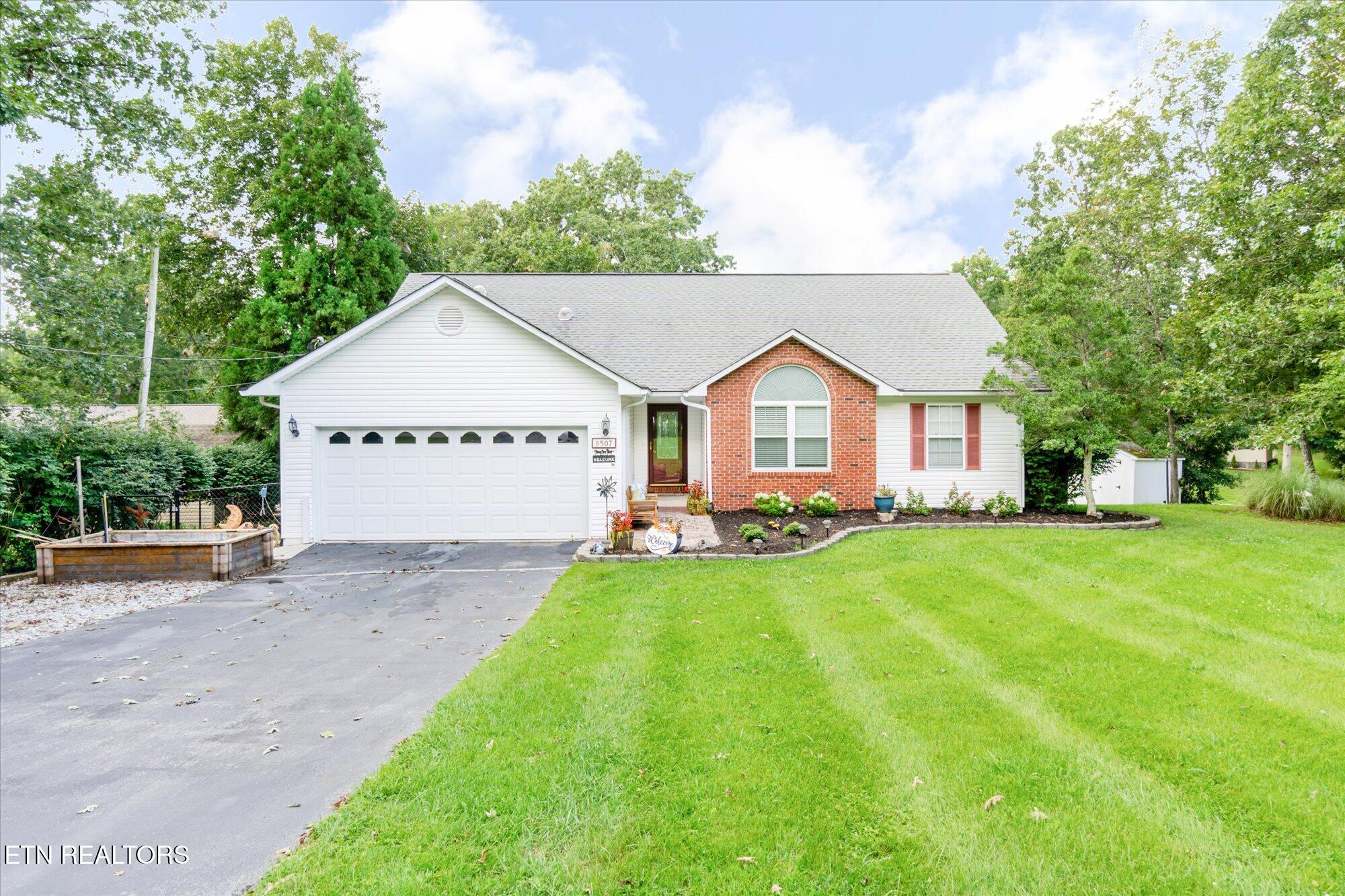 8507 Cherokee Trail Crossville TN 38572