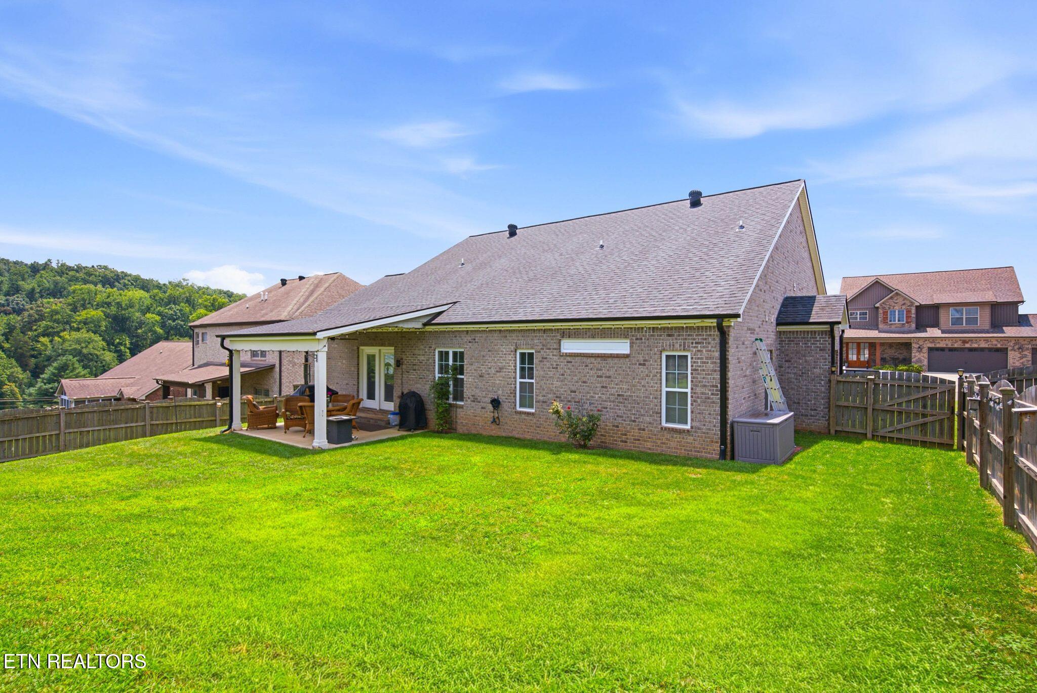 2337 Hickory Crest Lane Knoxville TN 37932