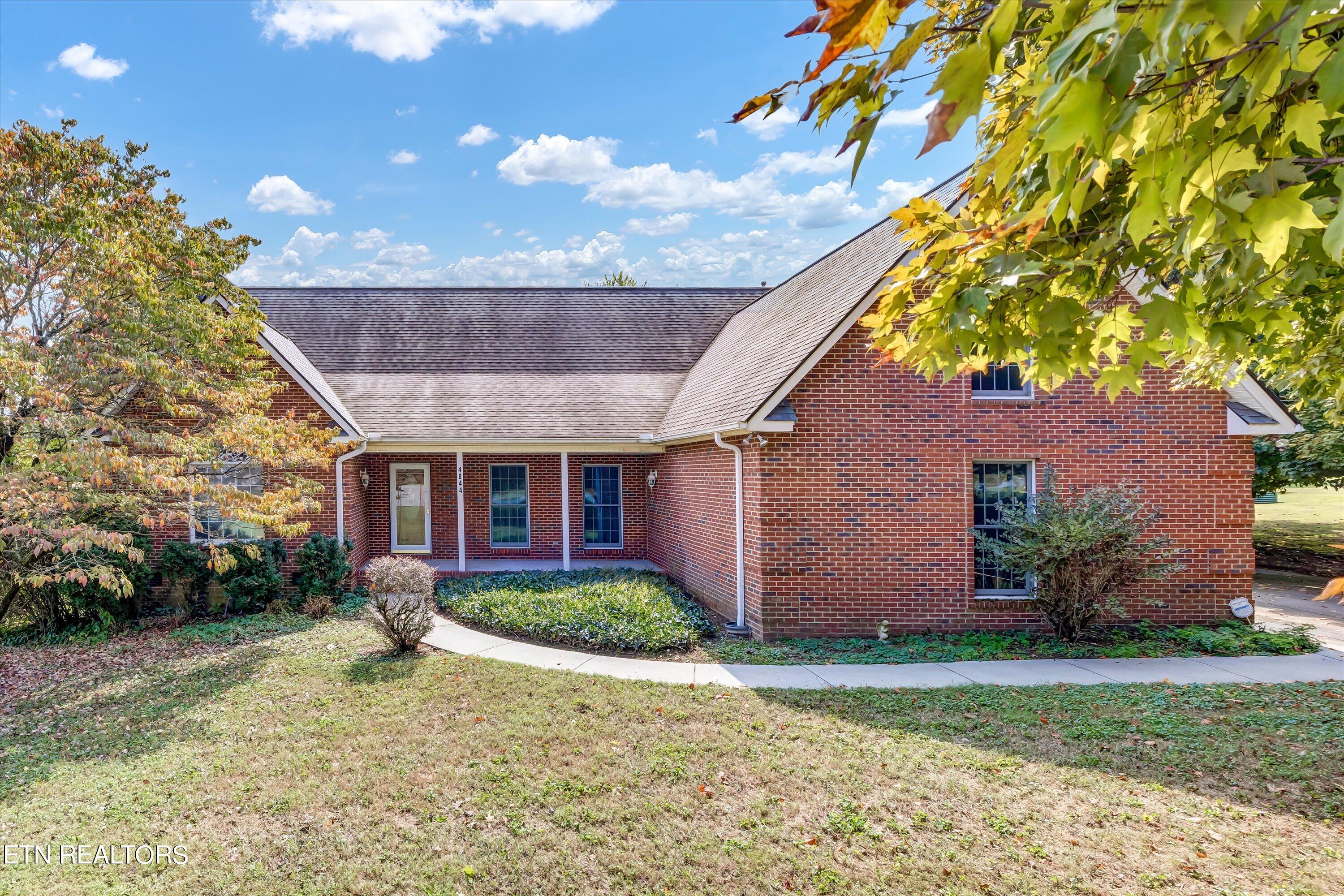 4844 Macmont Circle Powell TN 37849