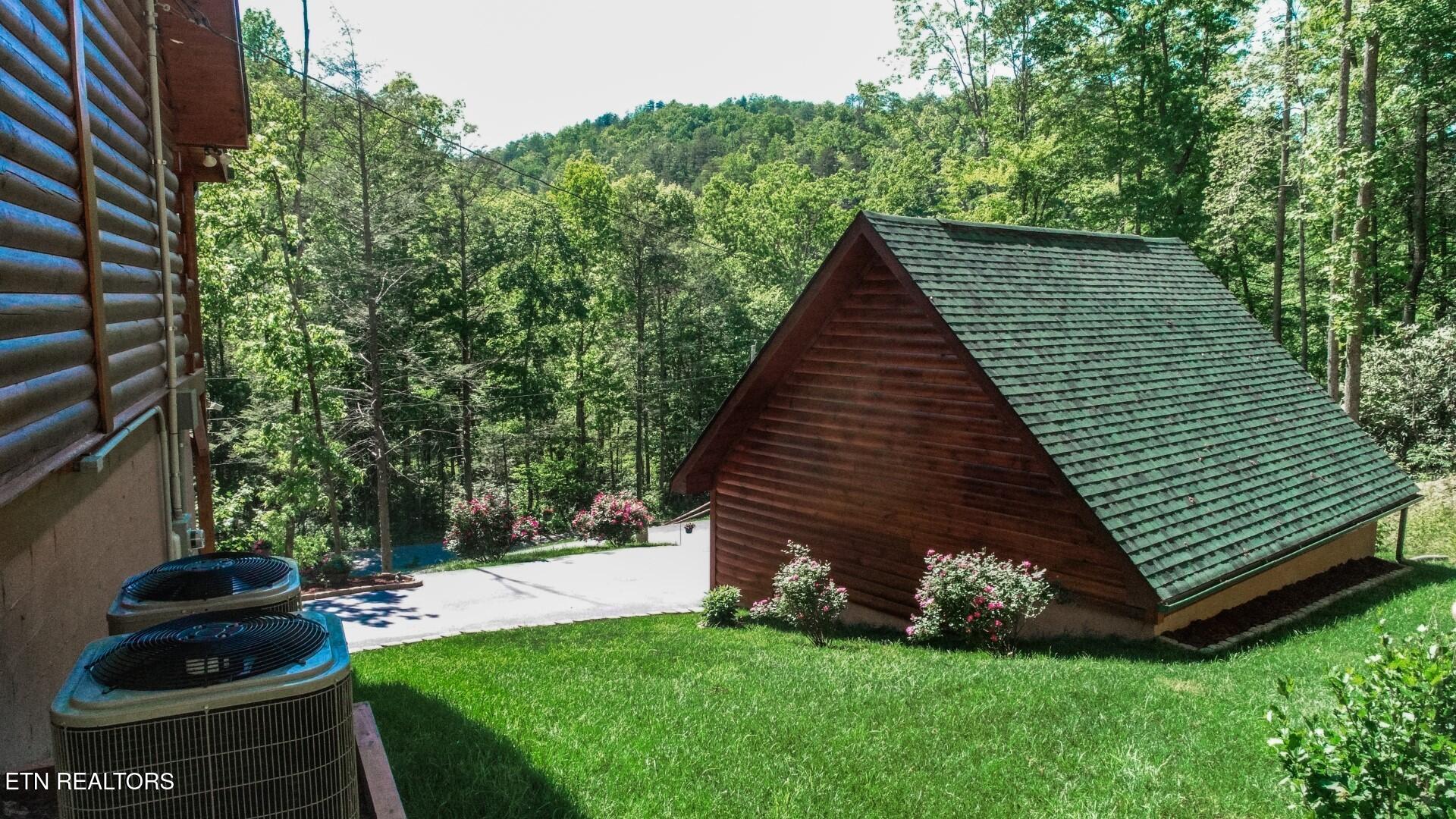 718 Rocky Flats Road Cosby TN 37722