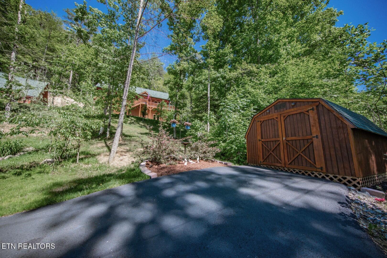 718 Rocky Flats Road Cosby TN 37722