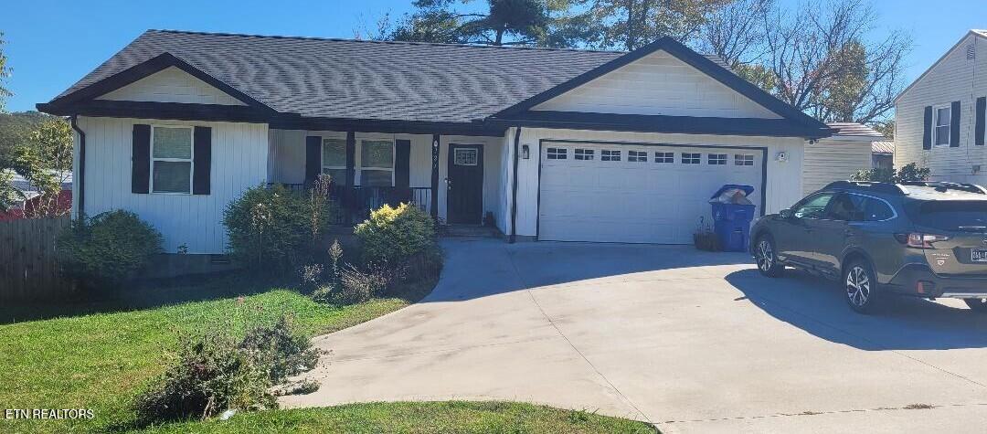 723 Ridgeview Drive Clinton TN 37716