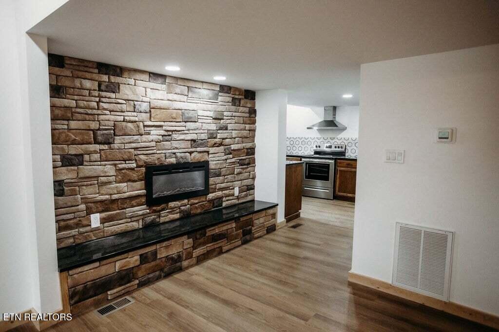 2401 Top View Circle Sevierville TN 37876
