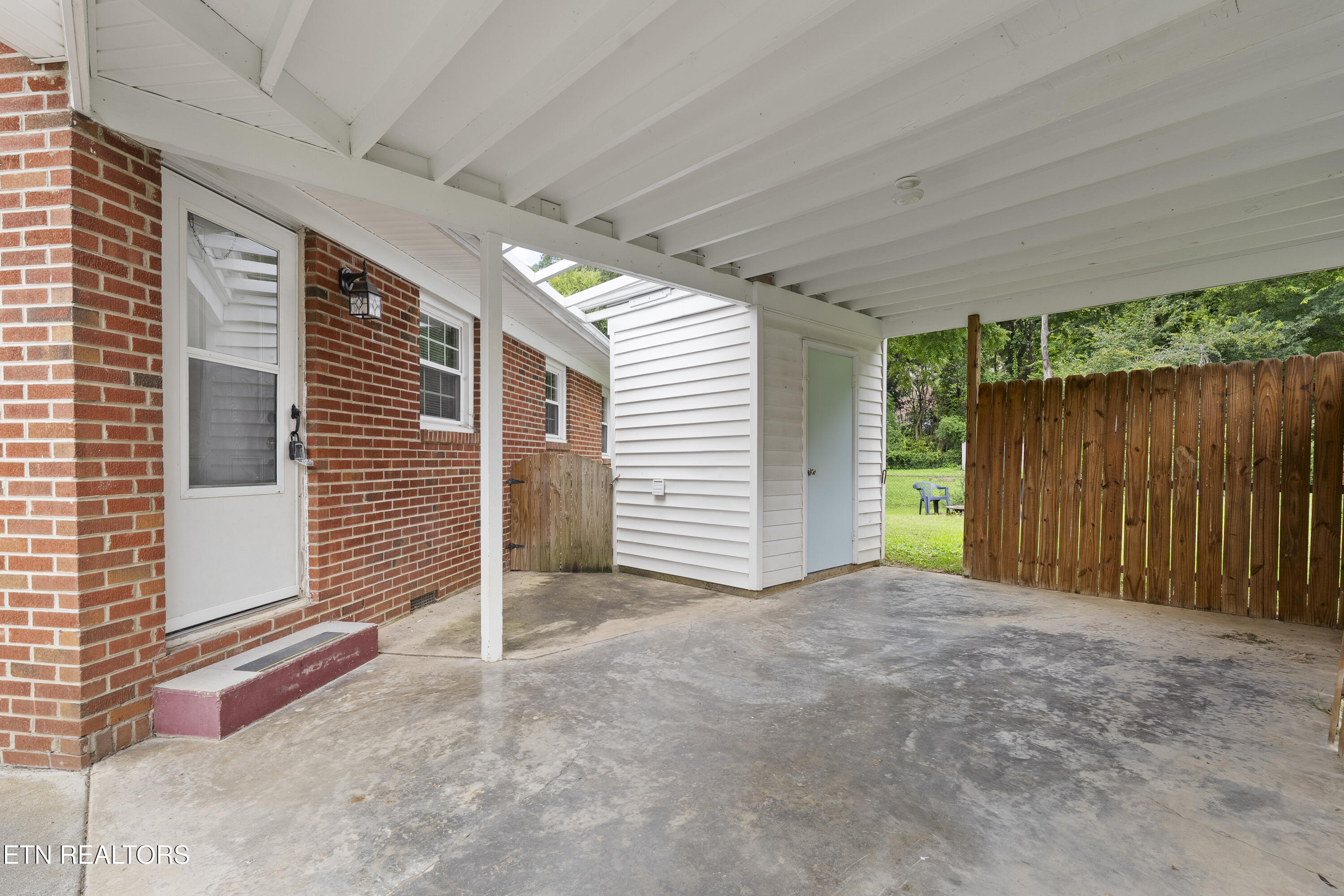 515 Goldfinch Avenue Knoxville TN 37920