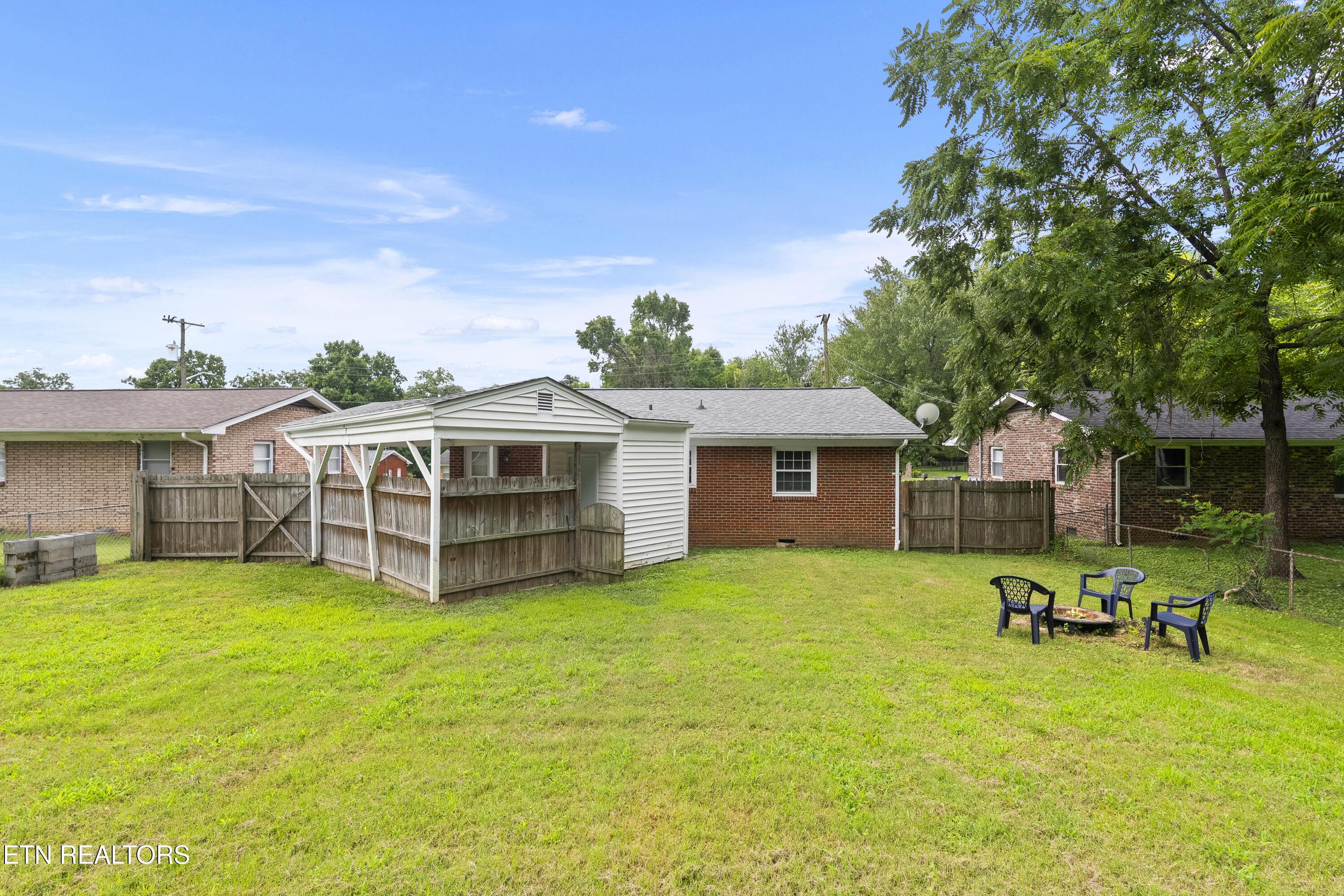 515 Goldfinch Avenue Knoxville TN 37920