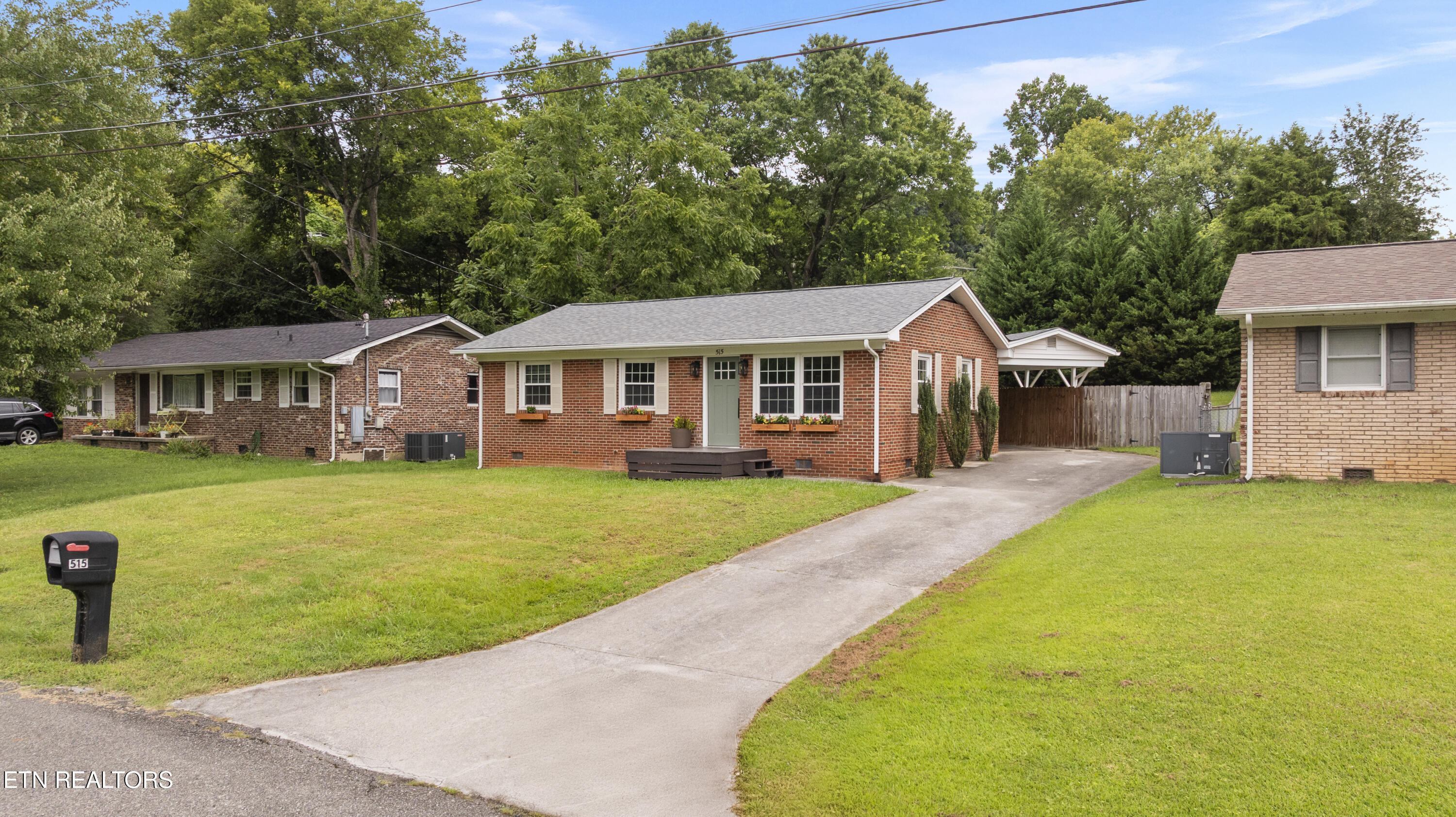 515 Goldfinch Avenue Knoxville TN 37920