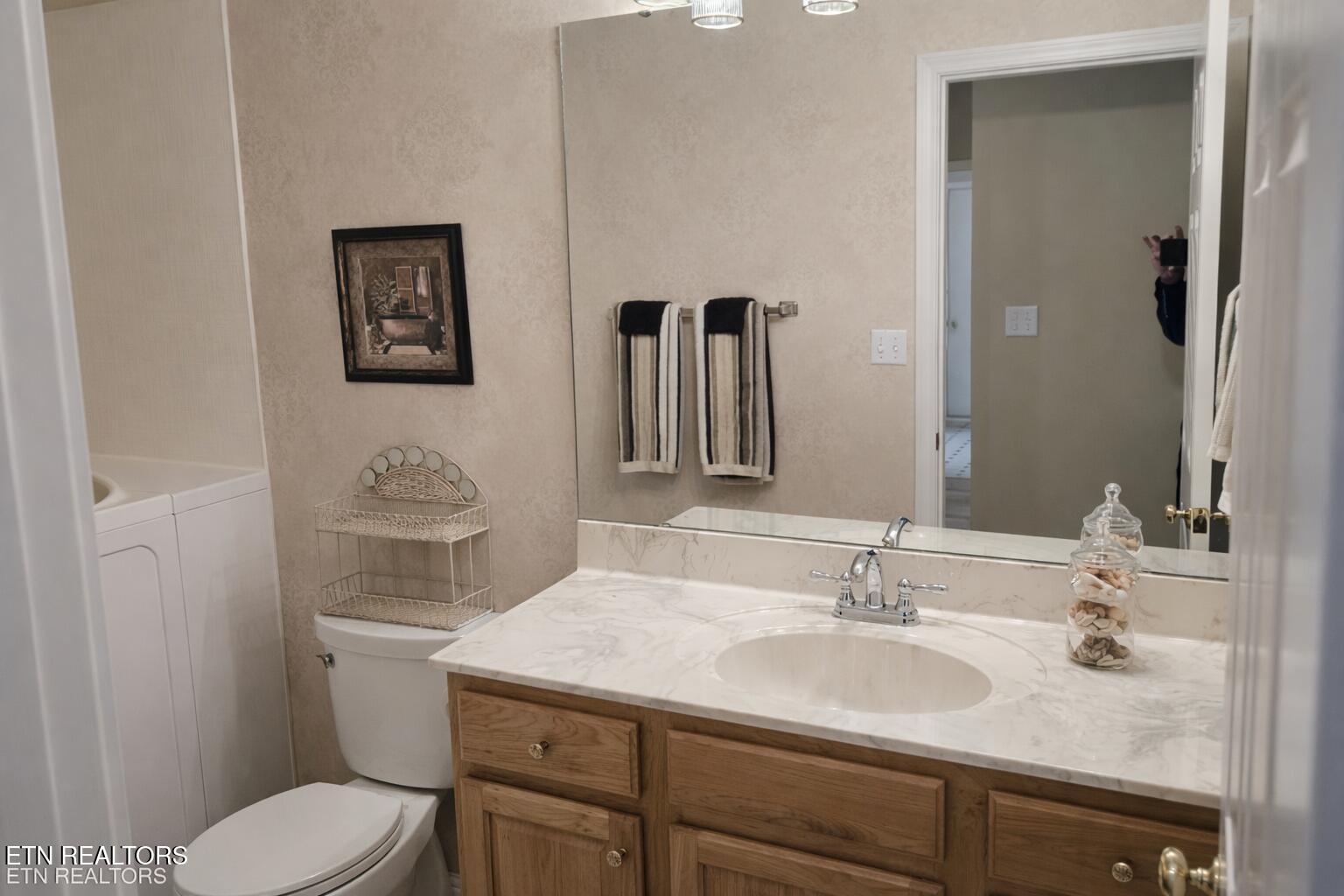 122 Kenosha Lane Loudon TN 37774