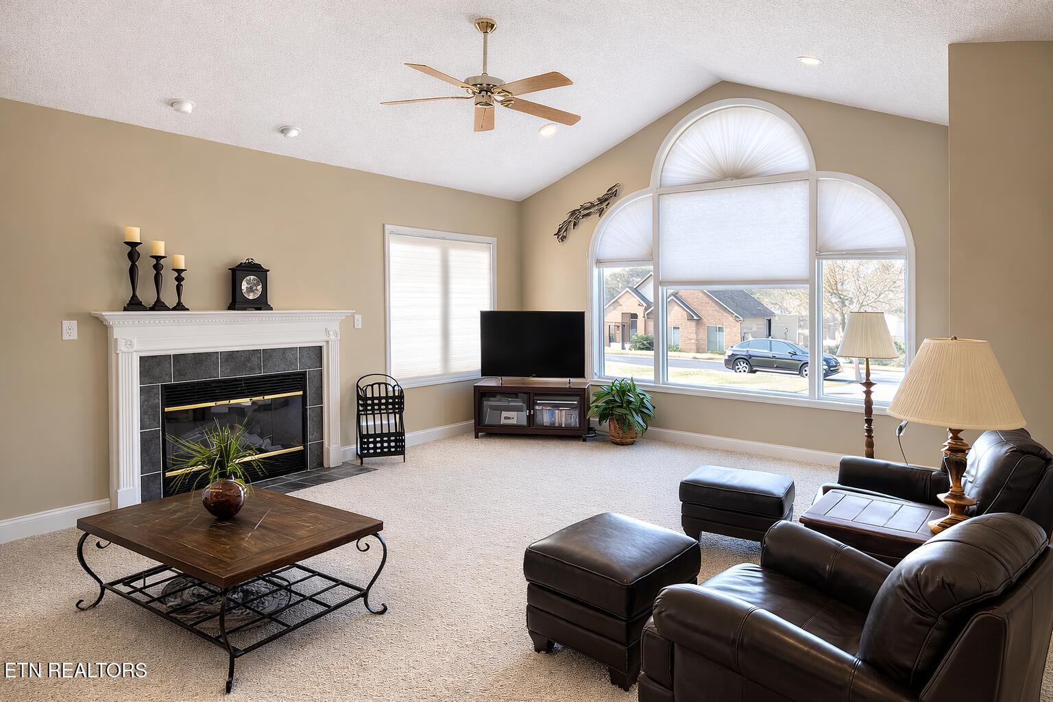 122 Kenosha Lane Loudon TN 37774