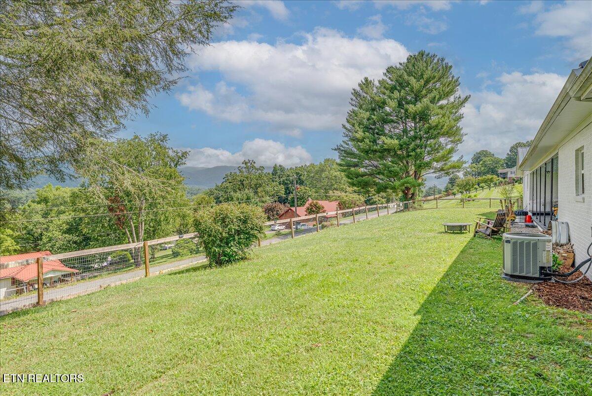 187 Oxford Circle Harrogate TN 37752