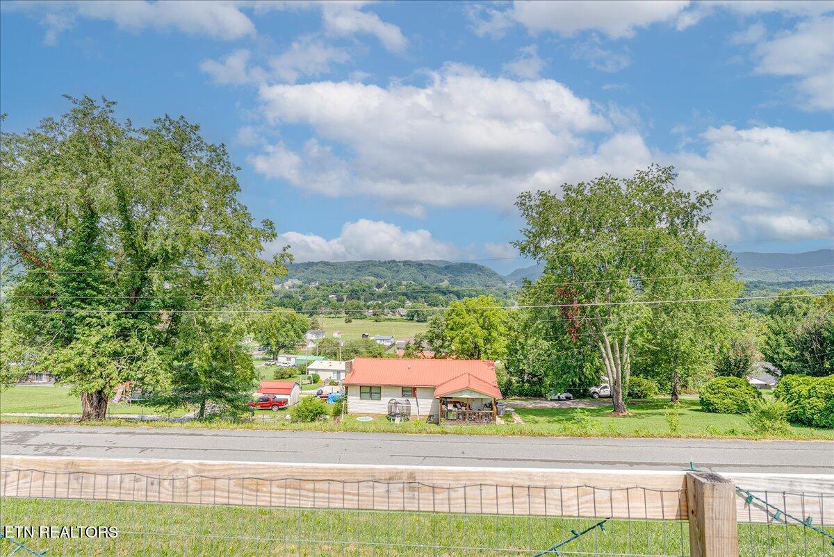 187 Oxford Circle Harrogate TN 37752